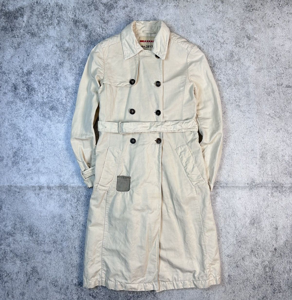 Prada Luxury Trench Coat Prada Women's Double-Breasted Size XS / US 0-2 / IT 36-38 - 1 Thumbnail