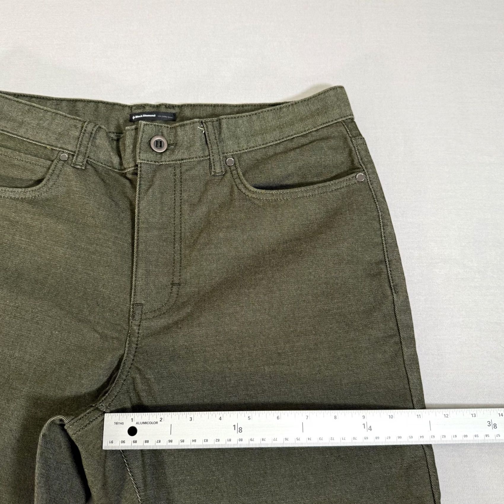Black Diamond Black Diamond Jeans Men 33x34 Green Straight Fit Stretch Denim Pant Climb Regular Pocket Logo Size US 33 - 7 Thumbnail