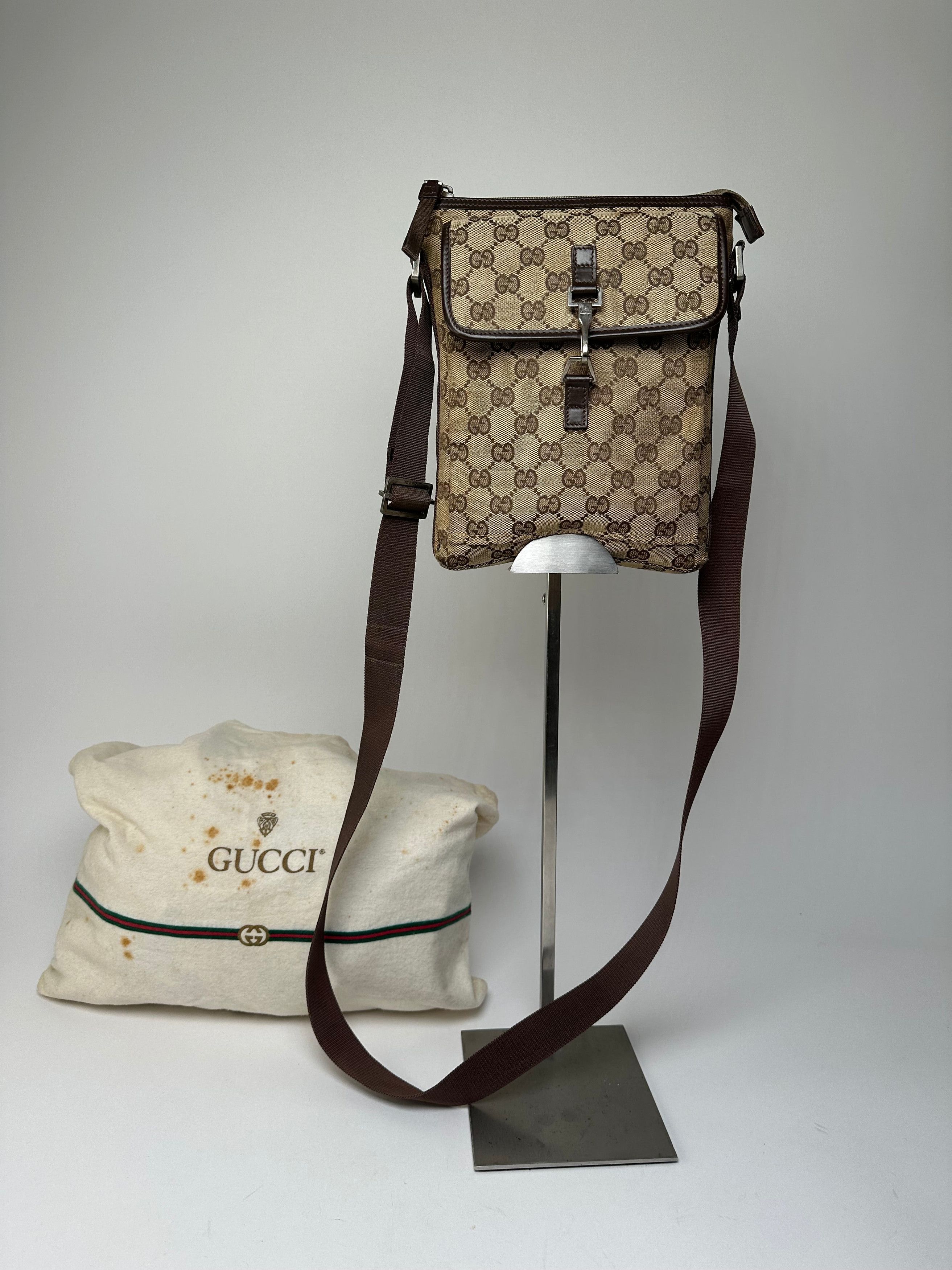 Gucci Vintage GG Monogram Canvas Leather Crossbody Messenger Bag B Size ONE SIZE - 1 Thumbnail