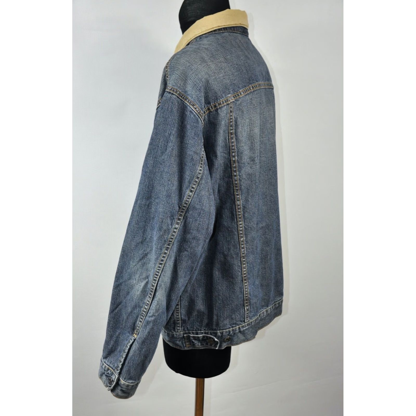 Levi's Levi's Jacket Denim 70518 XL Cotton Lined Vintage? No. 70518 XL Denim Jacket Men Large Blue Outdoor Casual 70518 XL Levi's Jeans Jacket Size US XL / EU 56 / 4 - 2 Thumbnail