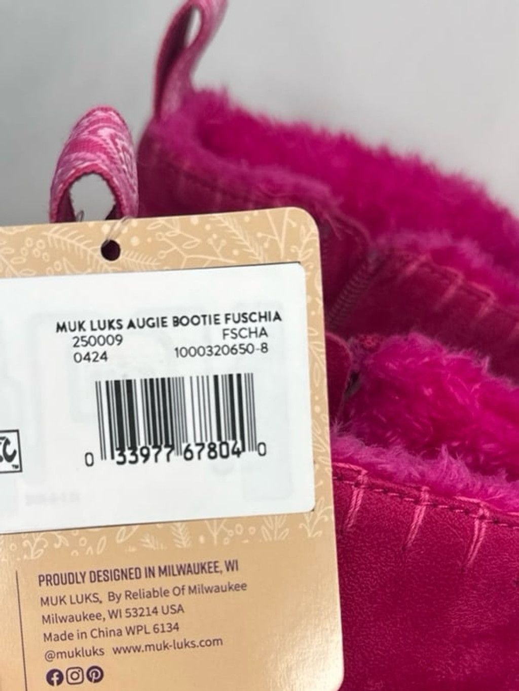 The Unbranded Brand NWT Muk Luks Augie fuschia pink furry ankle boots sz 8 Size US 8 / IT 38 - 3 Thumbnail