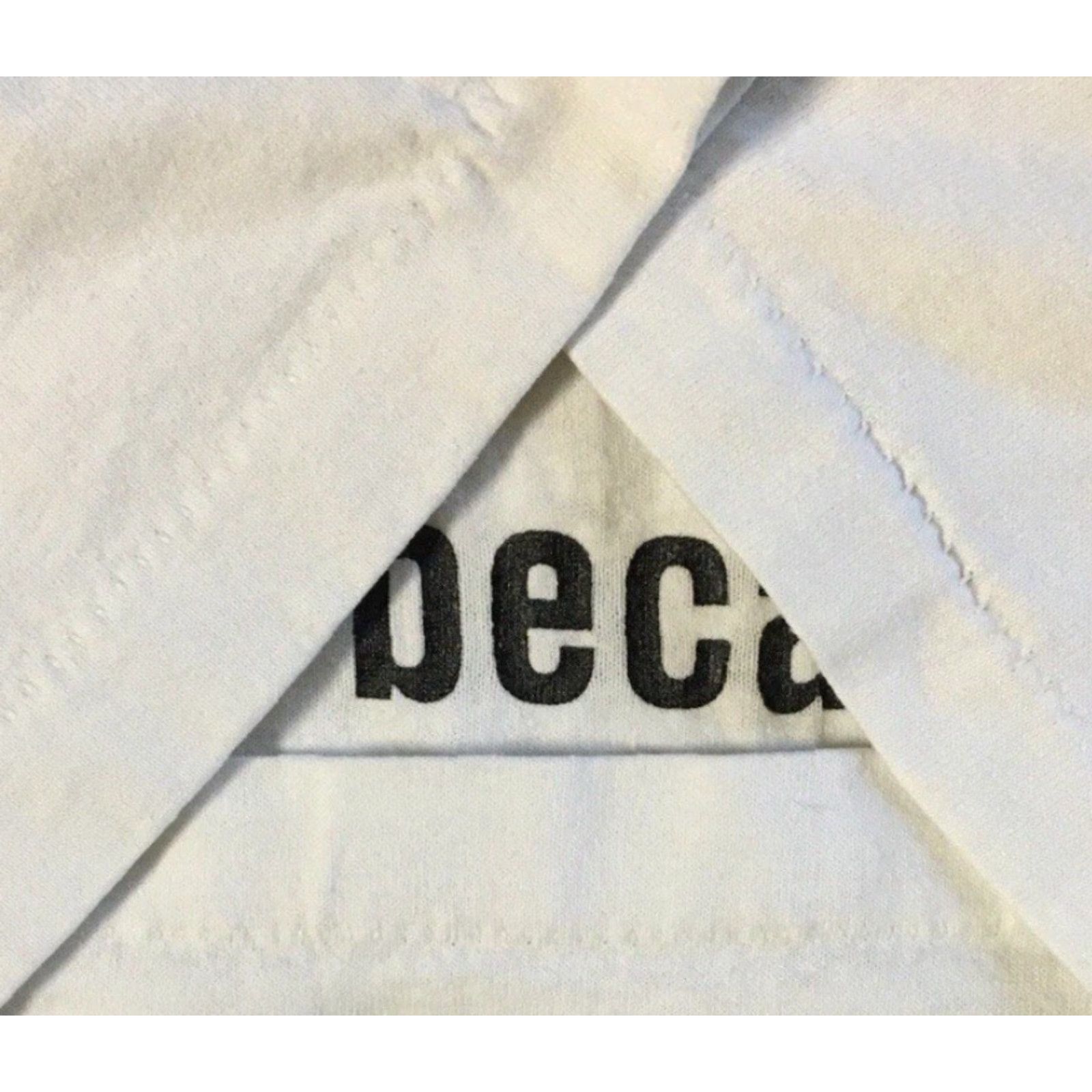 Vintage VINTAGE Red Cross Help Can’t Wait Faded Promo Shirt XL Doctor Nurse 90s 80s Grunge White T-Shirt Mens Slim? Size US XL / EU 56 / 4 - 3 Thumbnail