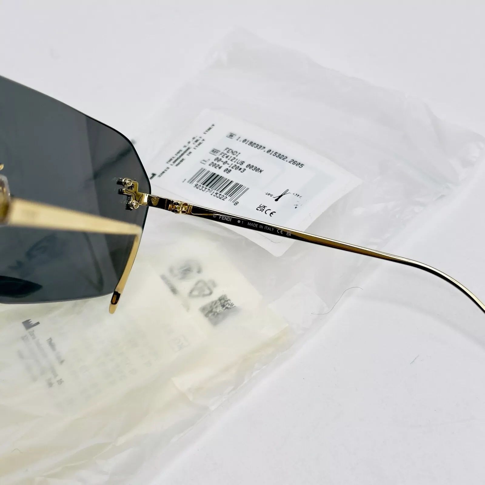 Fendi FENDI FIRST 4121 Gold Blue Mirror Unisex Mask FE4121US Size ONE SIZE - 6 Thumbnail