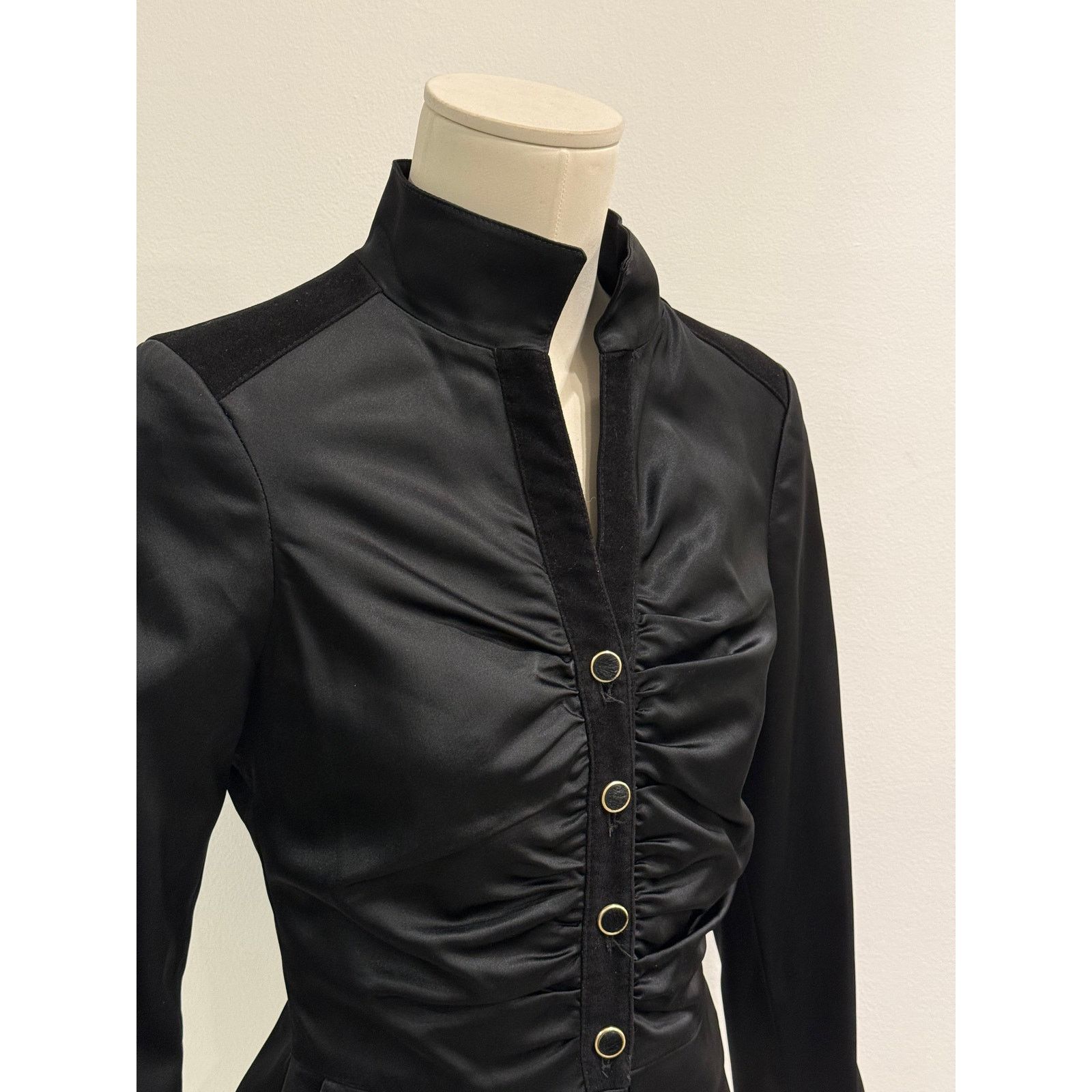 Roberto Cavalli 2000s Roberto Cavalli structured ruched velvet-trim jacket Size US S / EU 44-46 / 1 - 5 Thumbnail