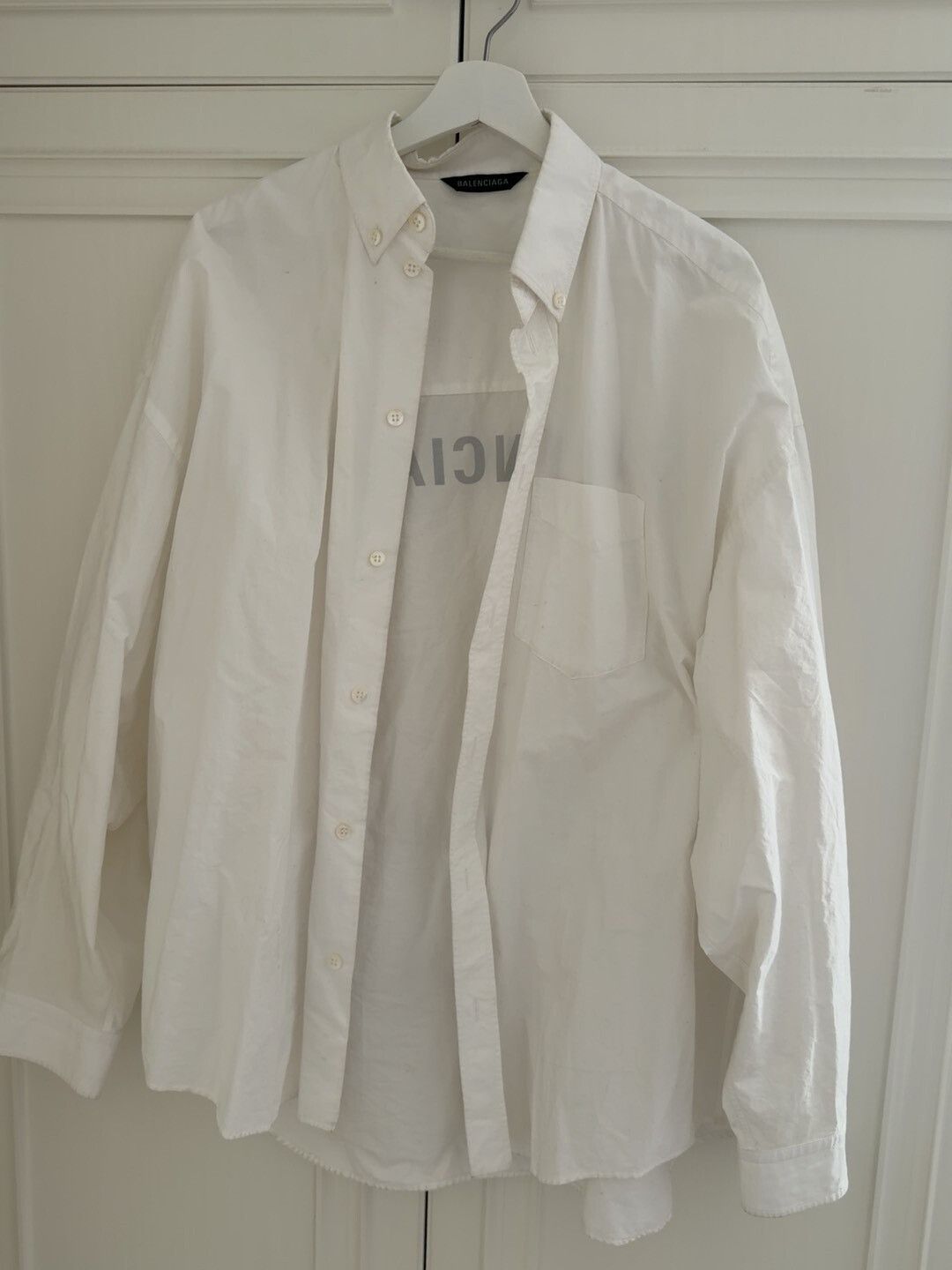 Balenciaga balenciaga white printed shirt jacket uni Size US L / EU 52-54 / 3 - 2 Thumbnail