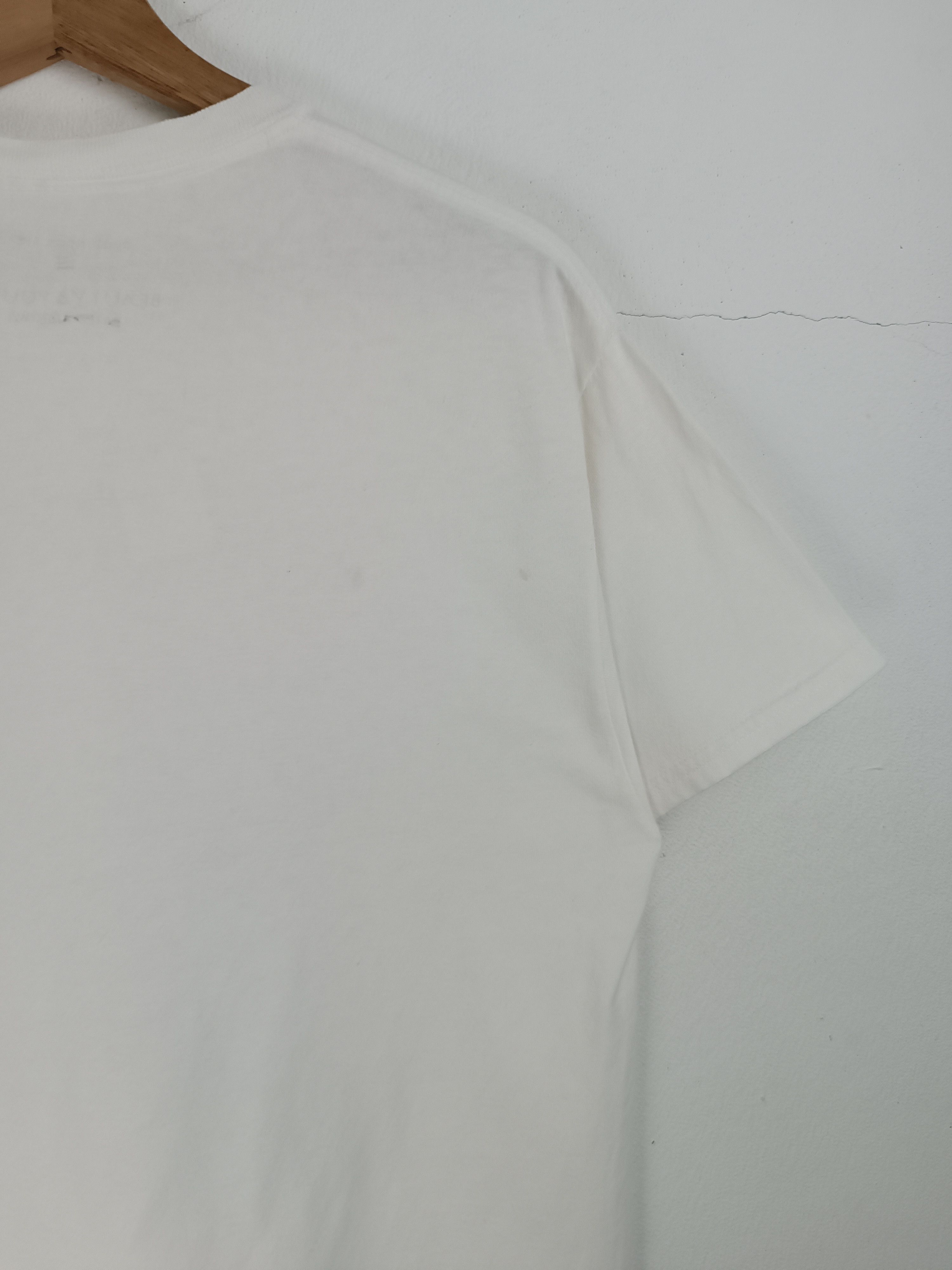Band Tees VINTAGE ROBERTA BAYLEY PUNK MOVEMENT PHOTOGRAPHY TEE Size US M / EU 48-50 / 2 - 15 Thumbnail