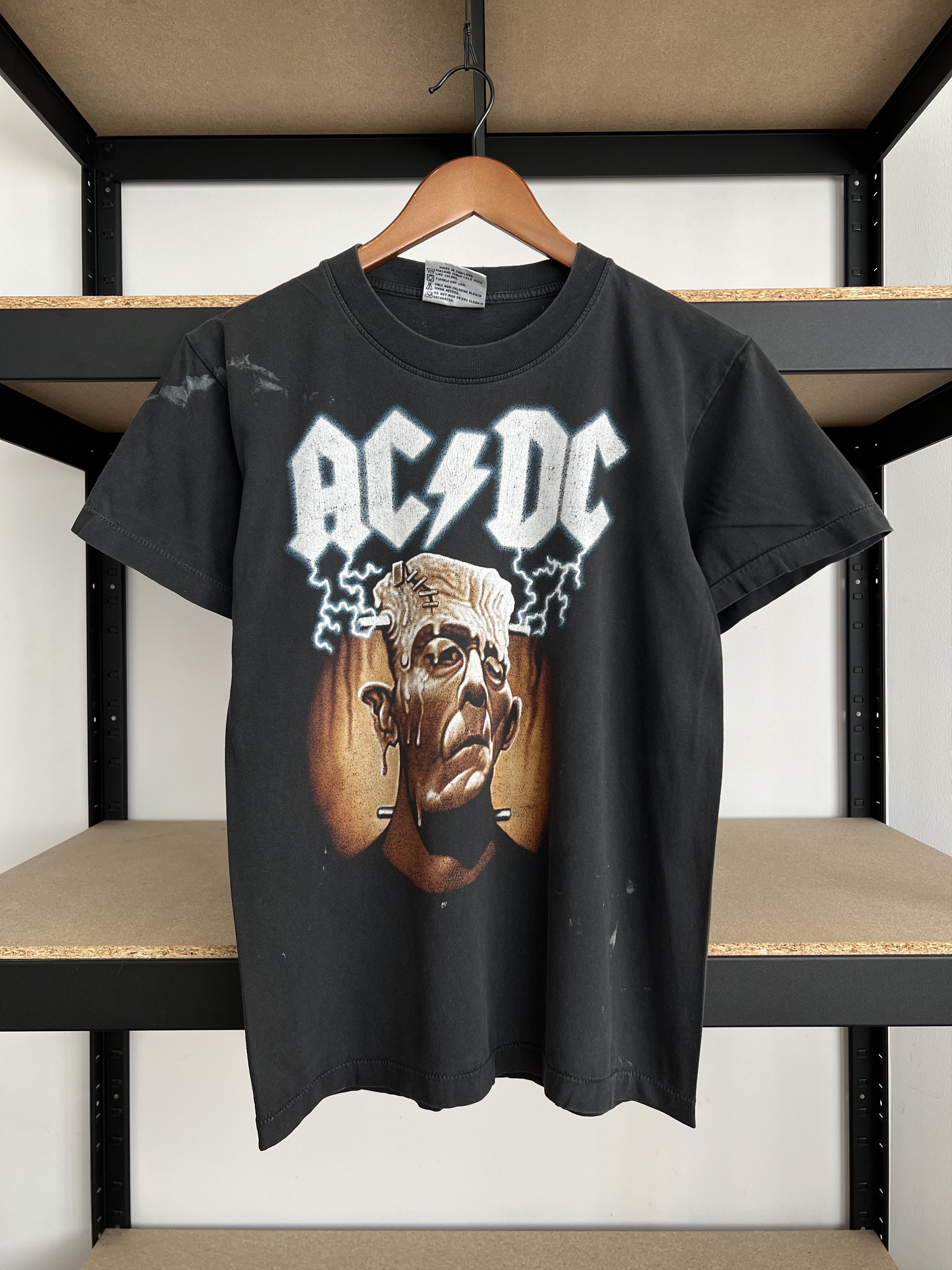 Band Tees Vintage 90s AC/DC Meltdown Frankenstein Lightning T-shirt Size US M / EU 48-50 / 2 - 3 Thumbnail