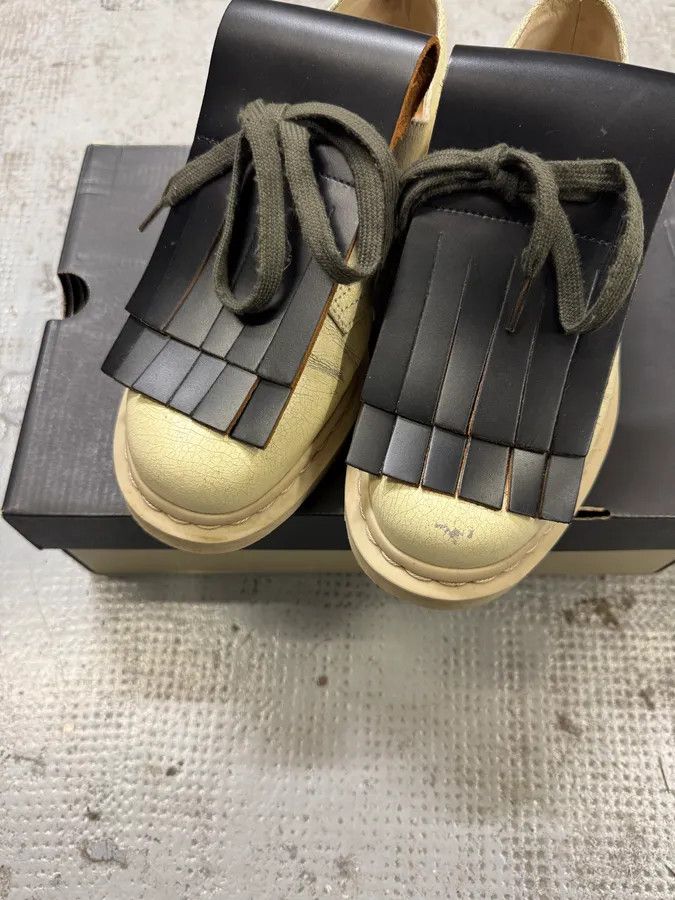 Marni × Vintage AW2016 Dr Martens x Marni Cream Cracked Leather Loafers Size US 8 / EU 41 - 4 Thumbnail