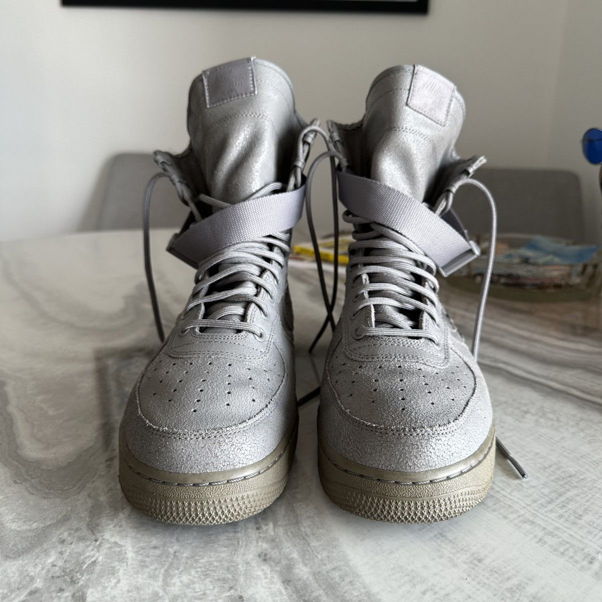 Nike Rare Nike Air Force 1 QS Dust Grey High Top Sneakers Size US 10 / EU 43 - 3 Thumbnail