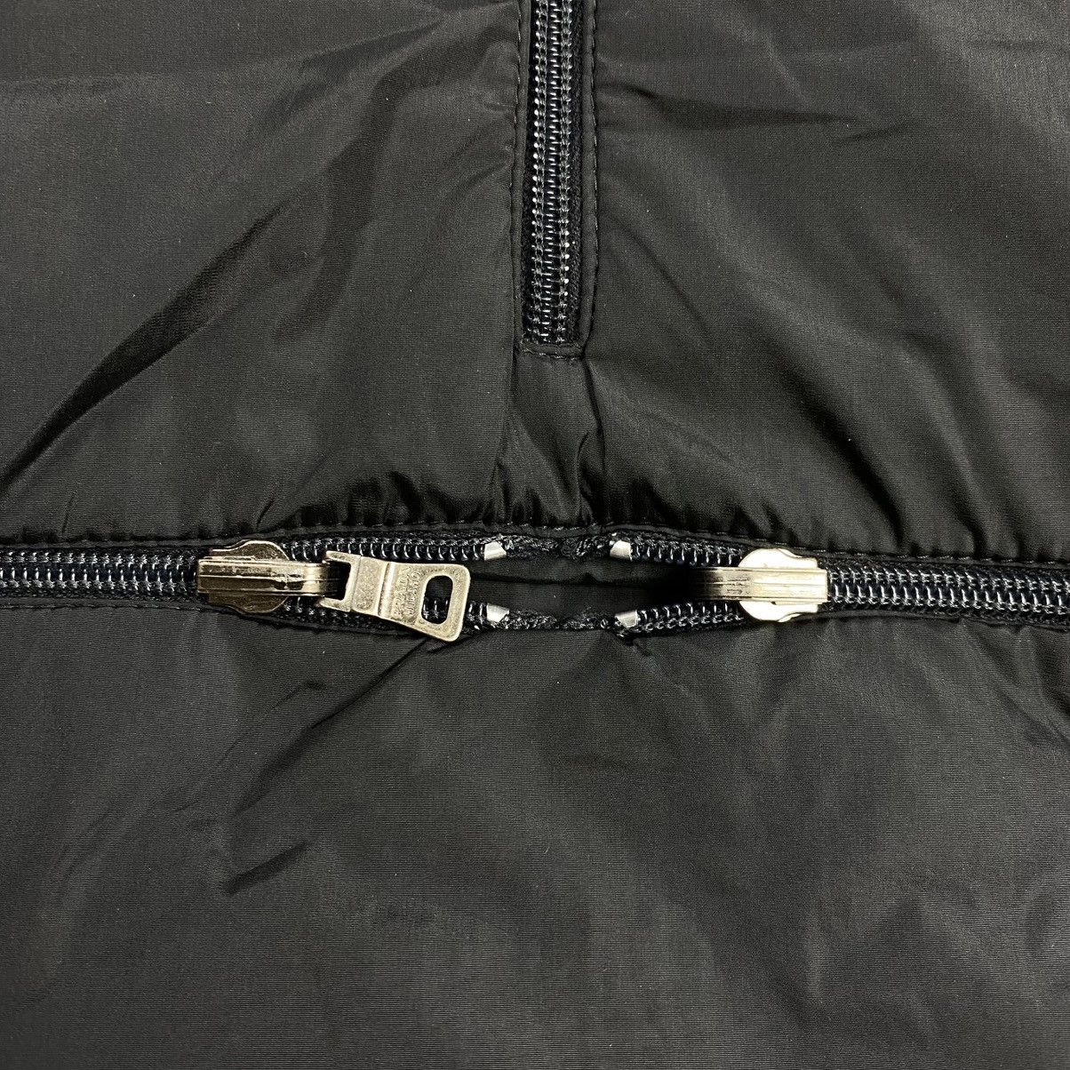 Prada Prada hooded packable vest Size US M / EU 48-50 / 2 - 16 Thumbnail