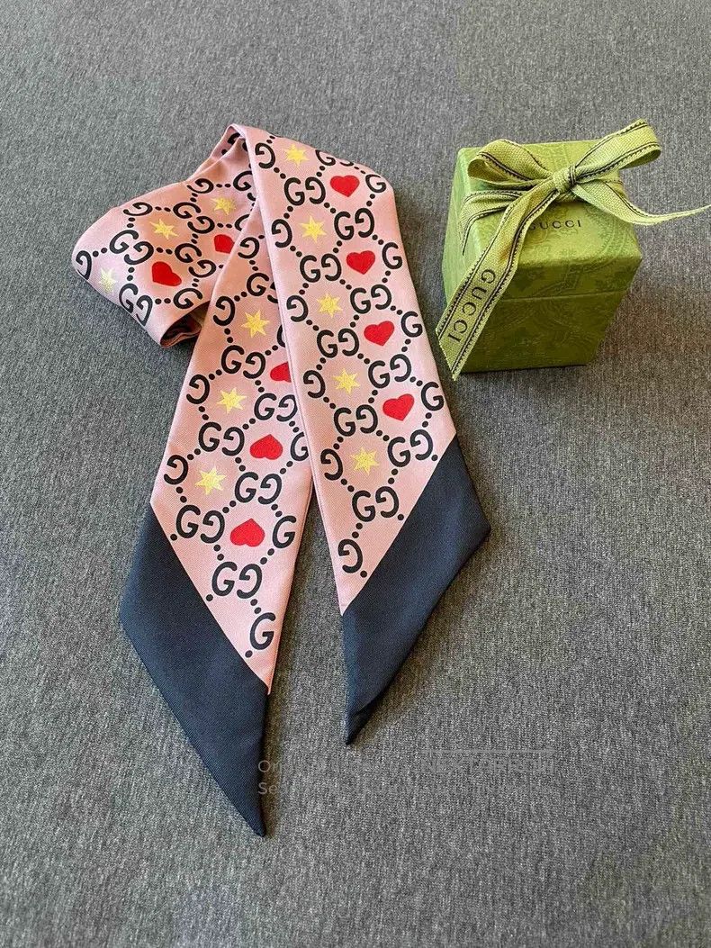Gucci Gucci Pink gold-plated love scarf Size ONE SIZE - 1 Thumbnail