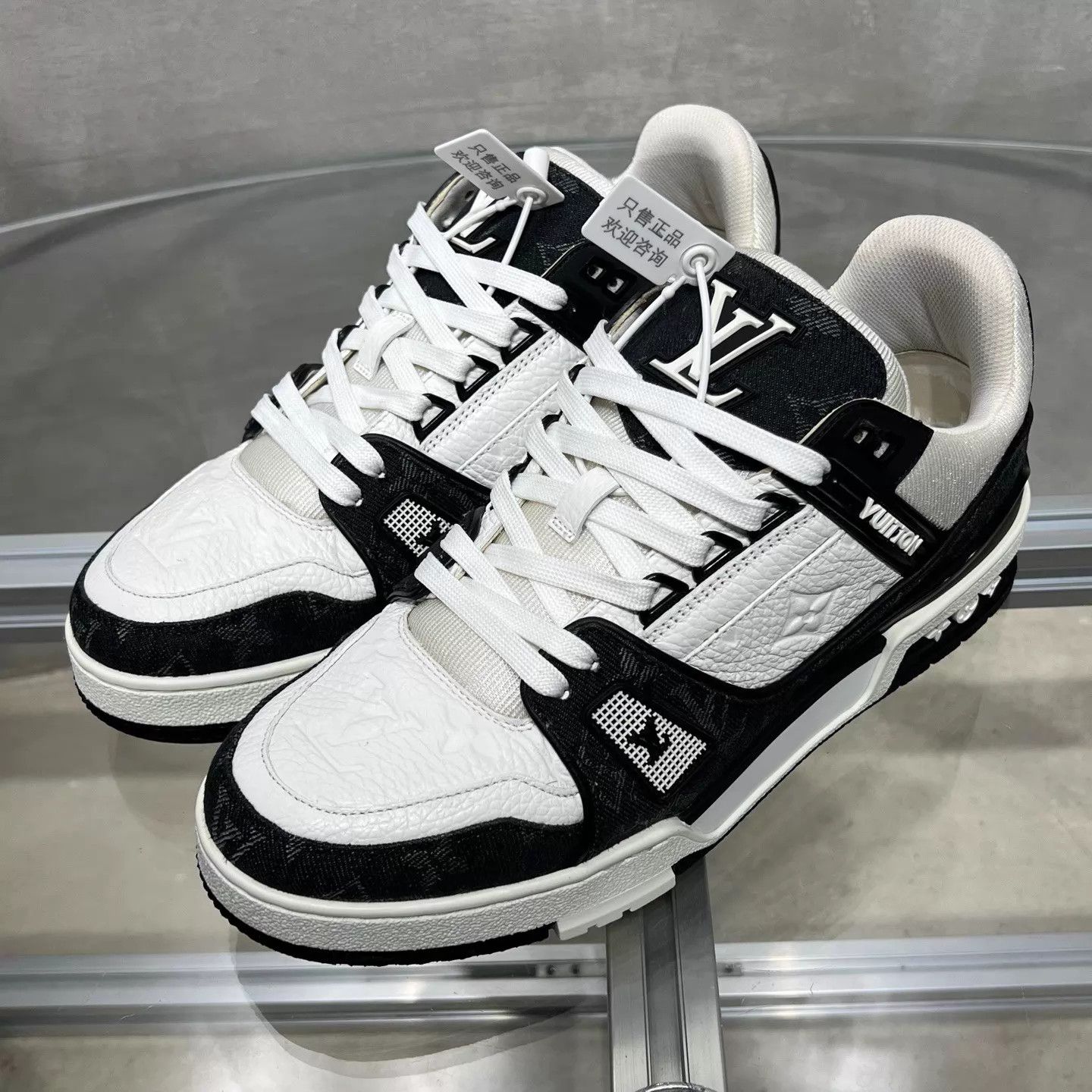 Louis Vuitton LV Trainer Black White Denim UK6.5 40.5 Size US 7.5 / EU 40-41 - 2 Thumbnail