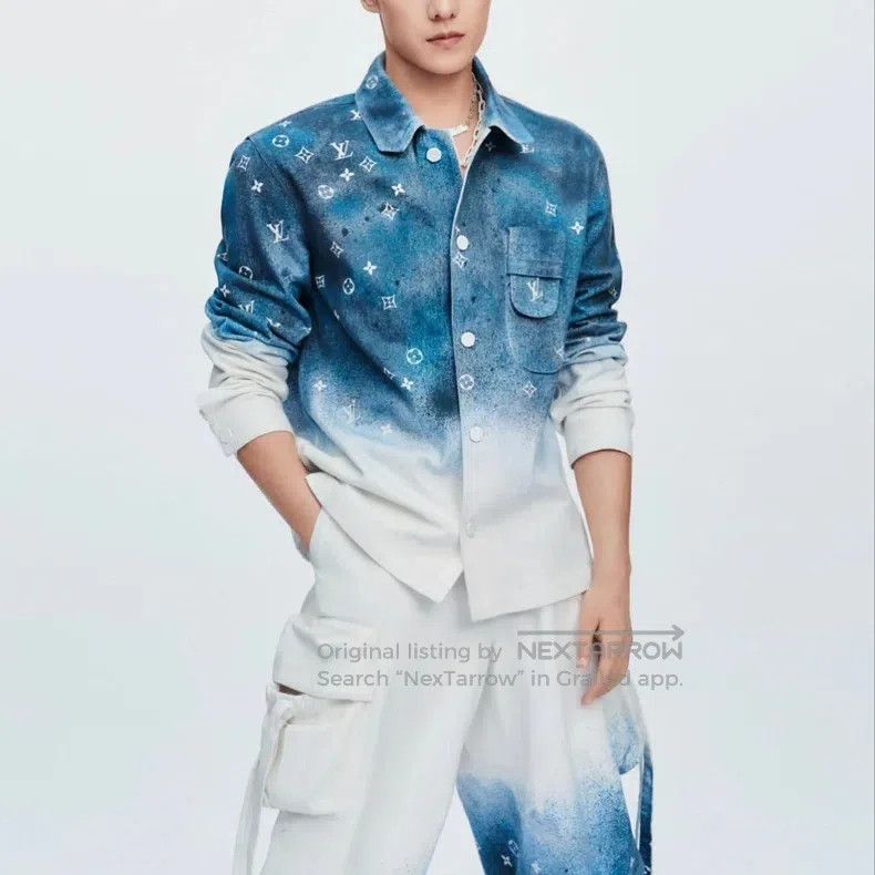 Louis Vuitton Louis Vuitton Blue and white starry sky gradient aged prin Size US S / EU 44-46 / 1 - 8 Thumbnail