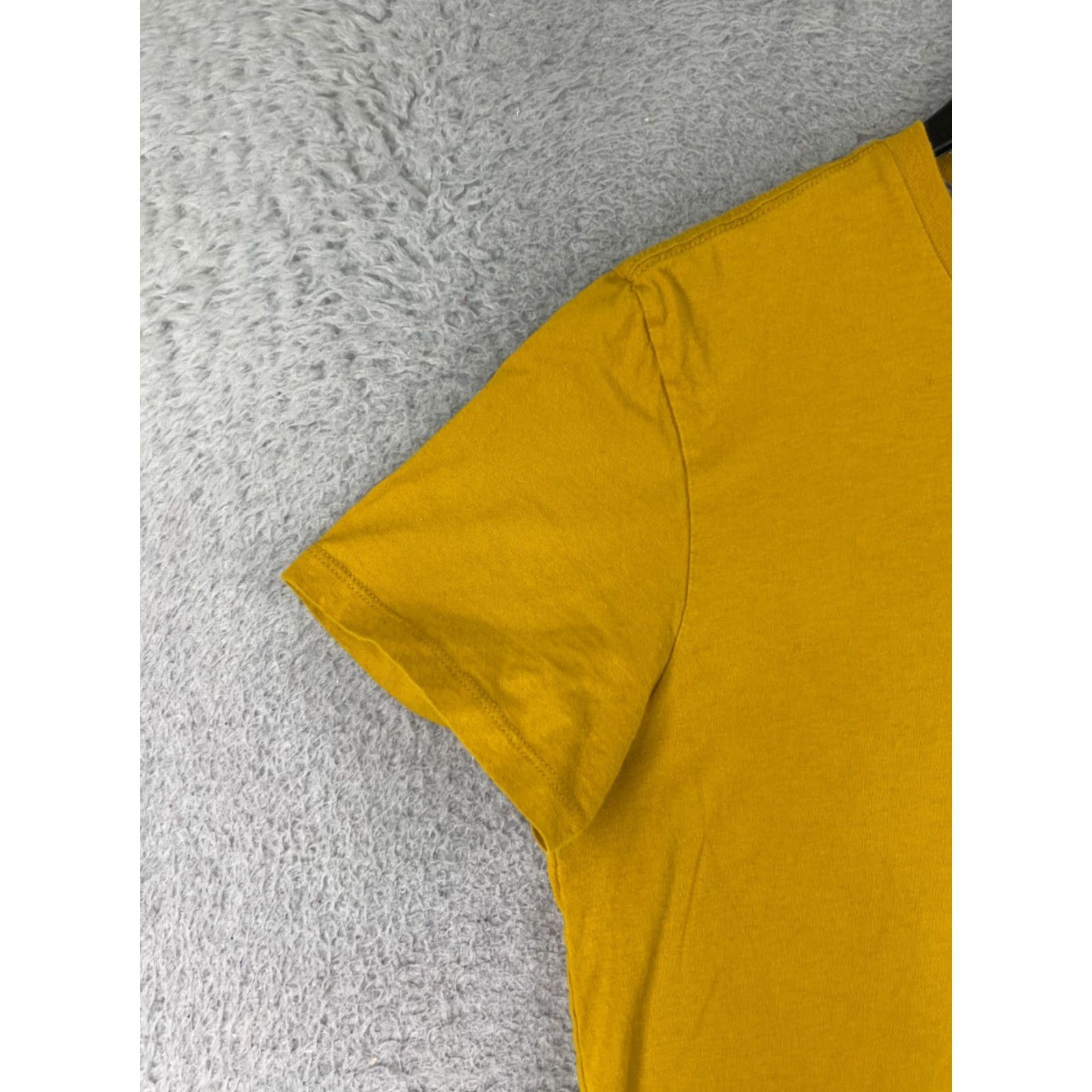 Patagonia Patagonia Shirt Men's Short Sleeve 100% Cotton Yellow Fitz Roy Print T-Shirt Small 100% Cotton USA Logo All Seasons Regular Fit Adult Size S Mens Size US S / EU 44-46 / 1 - 3 Thumbnail