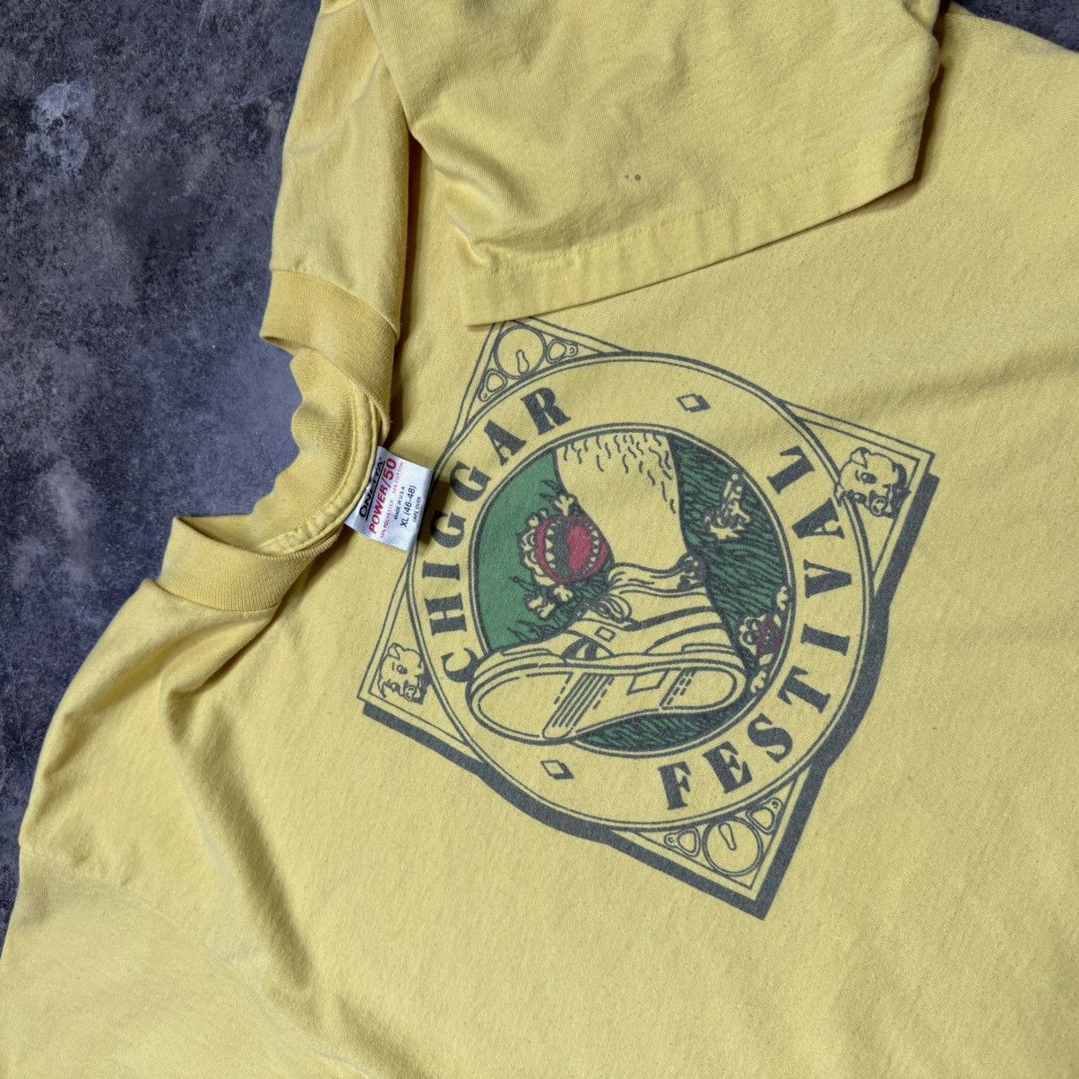 Vintage vintage chiggar bug biting bug festival tshirt Size US XL / EU 56 / 4 - 6 Thumbnail