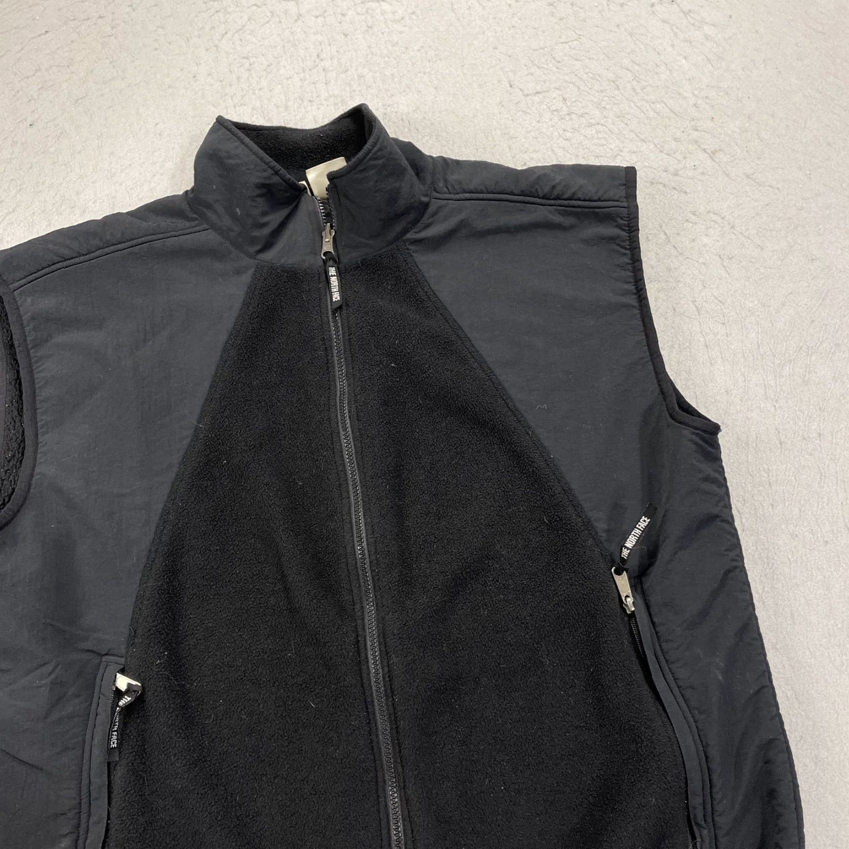 The North Face VINTAGE The North Face Vest Mens XL Black Full Zip Fleece Sleeveless Outdoor 90s Size US XL / EU 56 / 4 - 2 Thumbnail