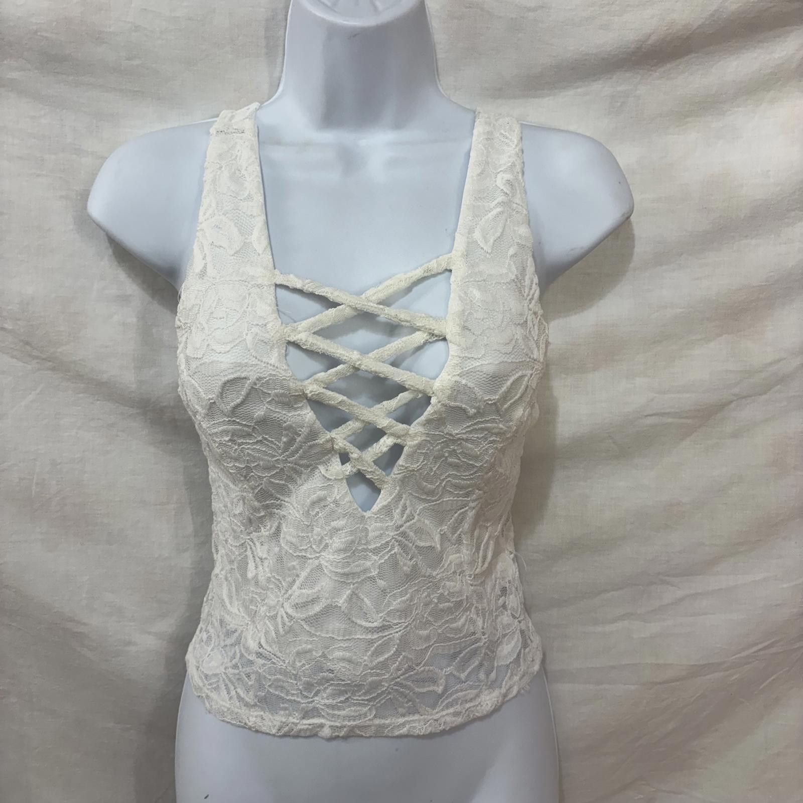 Other Y2K cream lace crisscross front deep v neck camisole Size S / US 4 / IT 40 - 1 Thumbnail
