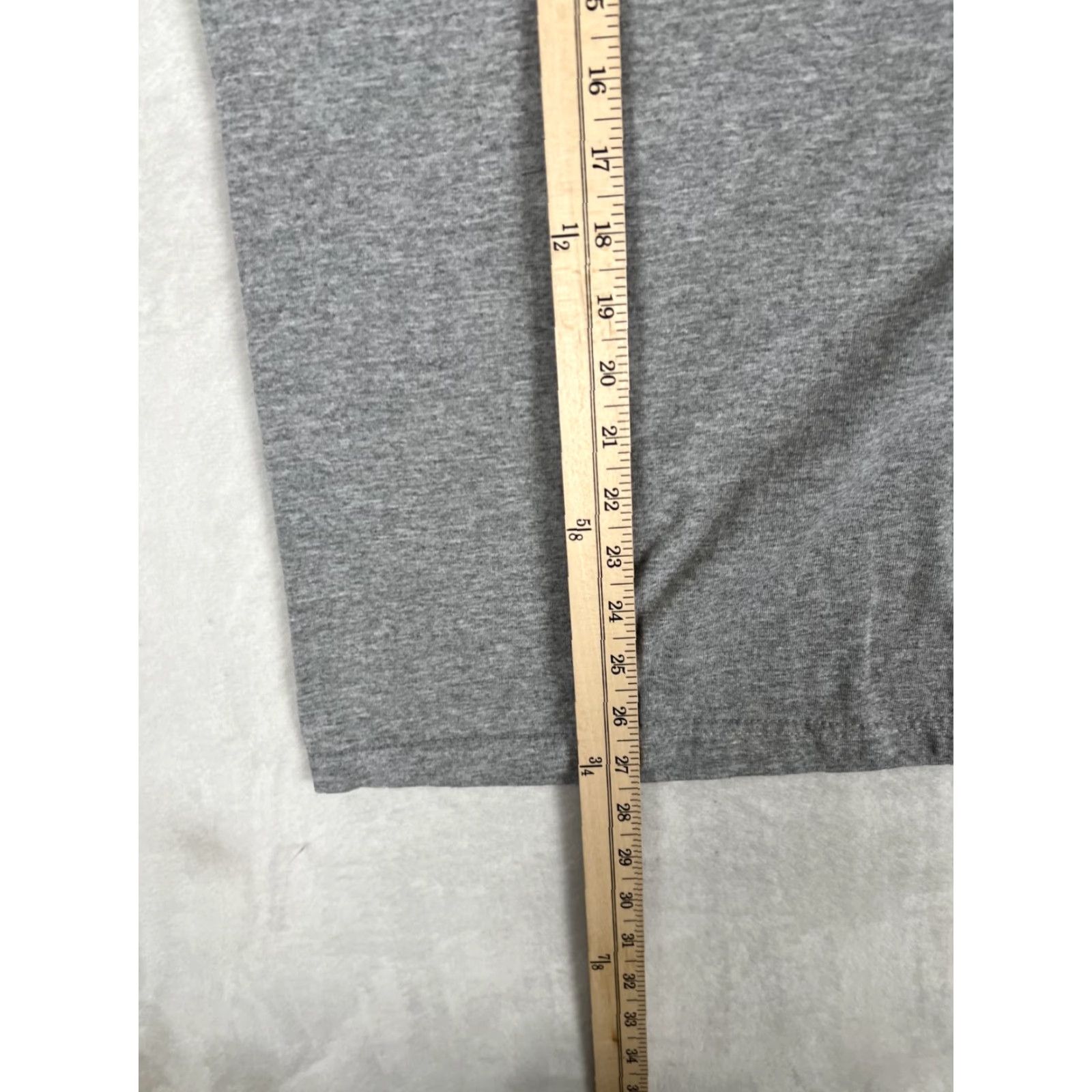 Gildan VINTAGE Remy Martin T-Shirt Size Large Gray Promo Y2K Mens Short Sleeve Crew Neck Cotton Knit Gildan 90s Beer Size US L / EU 52-54 / 3 - 4 Thumbnail