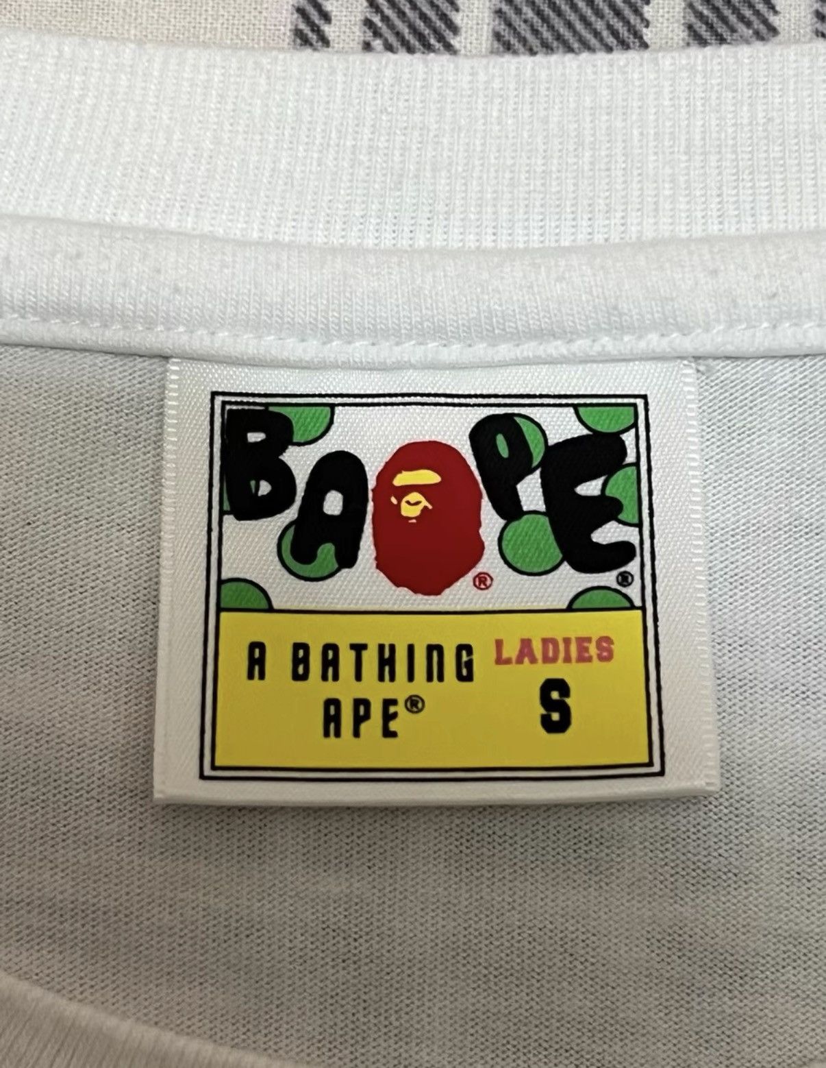 Bape BAPE OG Nigo era, white short-sleeve tee Size US S / EU 44-46 / 1 - 3 Thumbnail