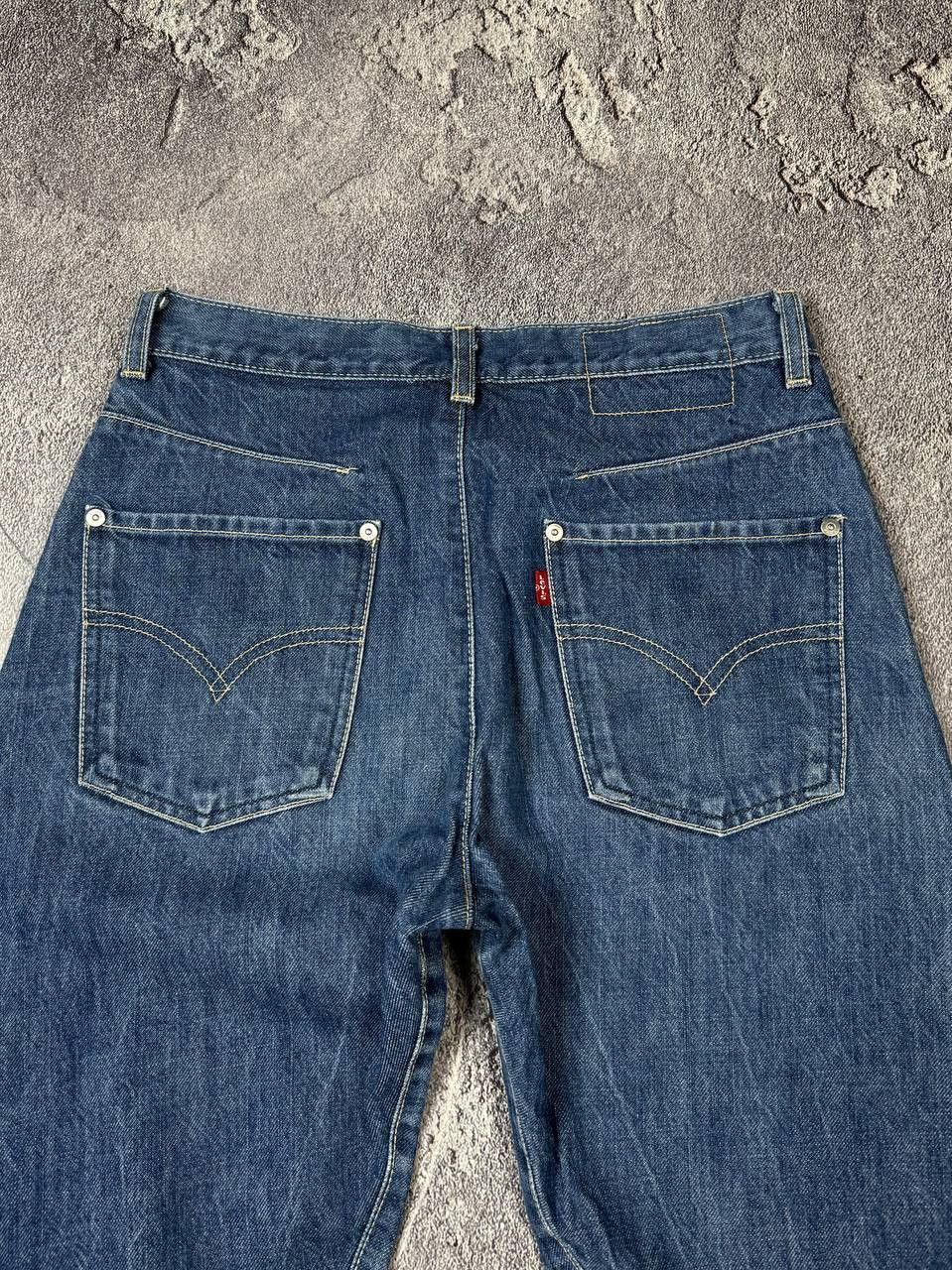 Levi's Rare Levi's Engineered Jeans Blue Denim 2000s Y2K Size US 29 - 16 Thumbnail