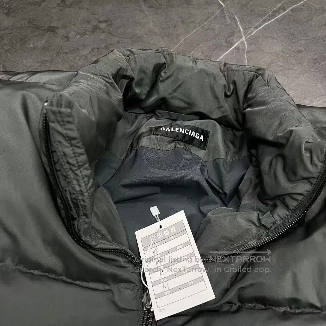 Balenciaga balenciaga gray puffer jacket size 48. Size US L / EU 52-54 / 3 - 3 Thumbnail