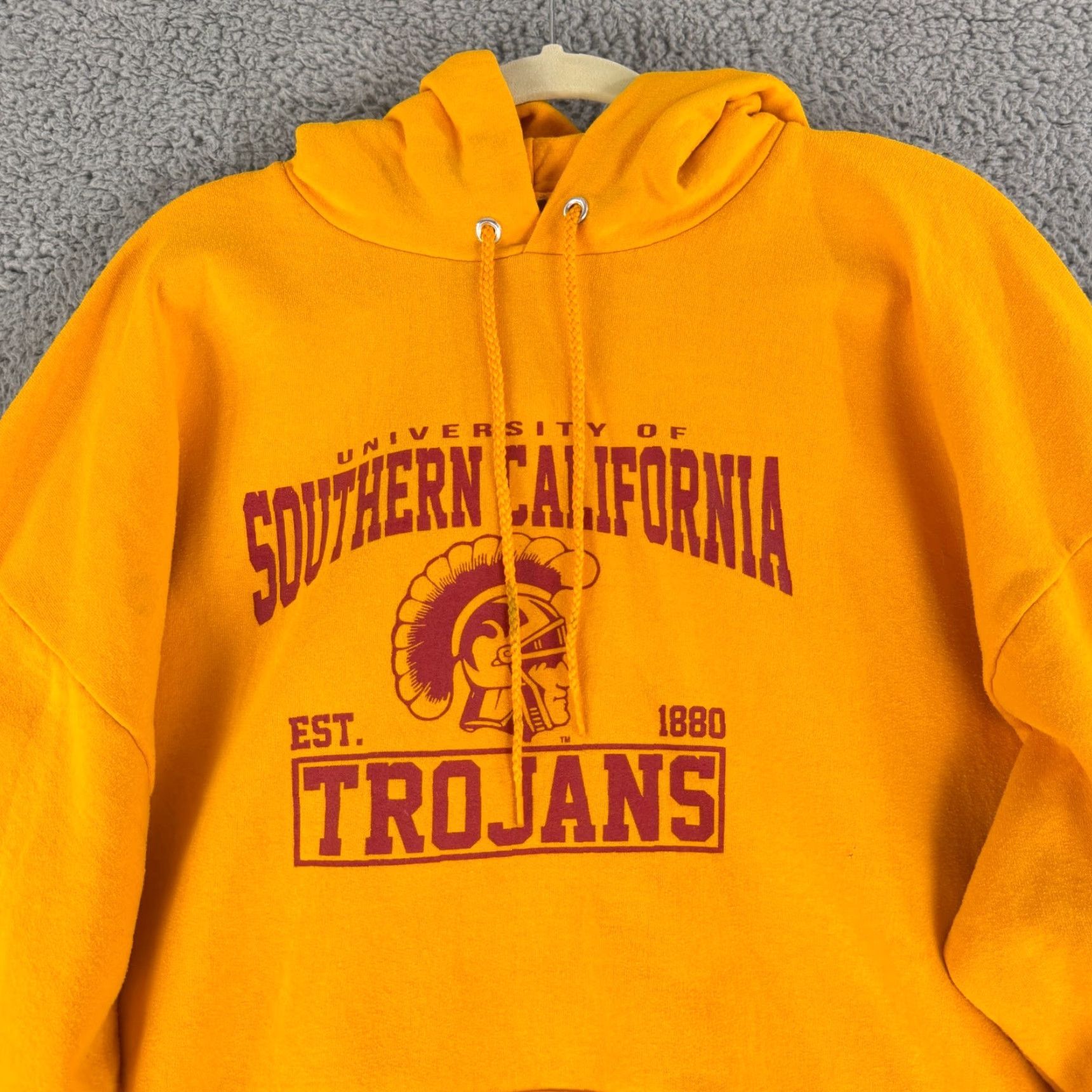 Vintage USC Trojans Hoodie Sweater Unisex 2XL Yellow Graphic Pullover Long Sleeve Crew Neck College 90s Mens Womens Size US XXL / EU 58 / 5 - 2 Thumbnail