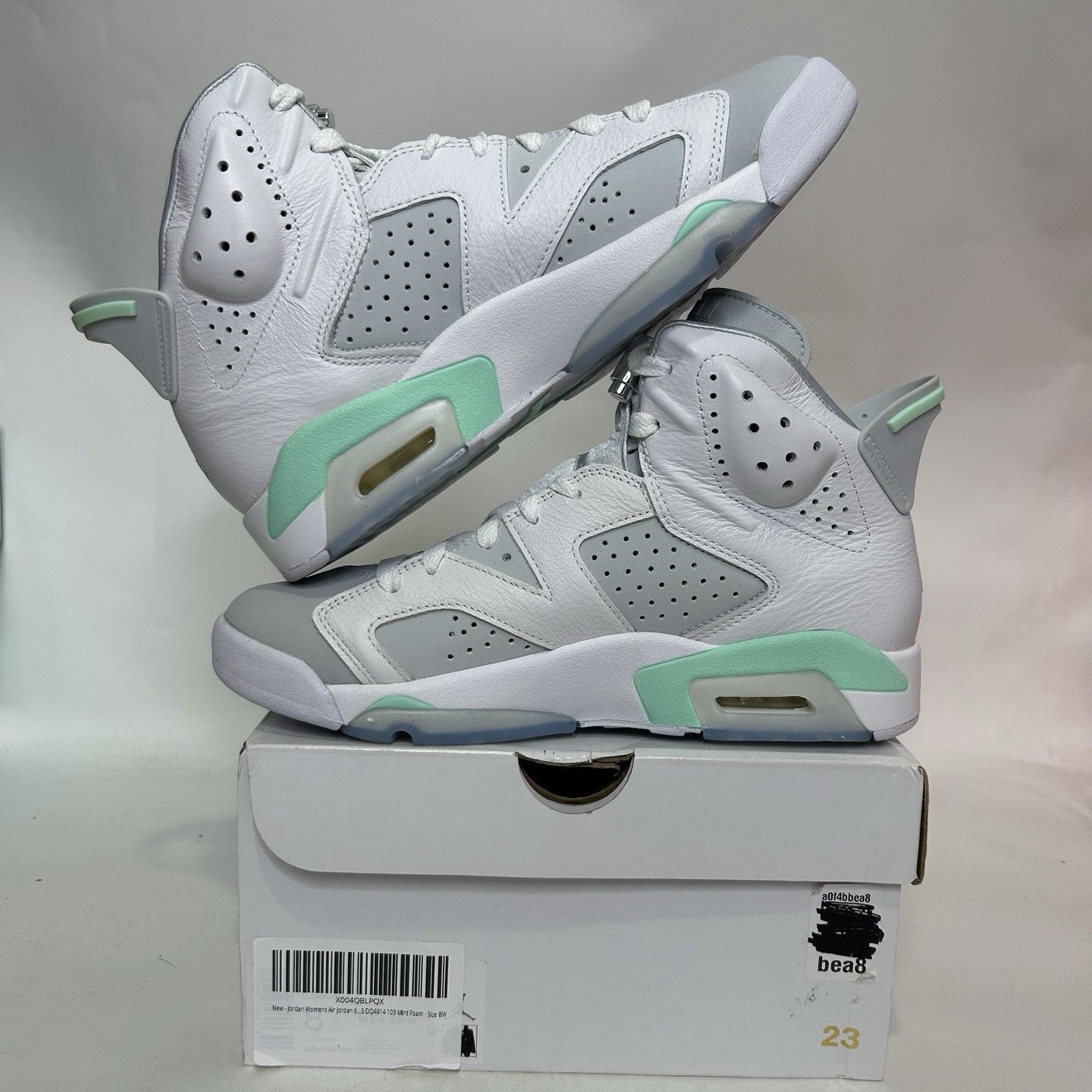 Jordan Brand Nike Air Jordan 6 Retro WMNS “Mint Foam” Size US 8 / IT 38 - 3 Thumbnail