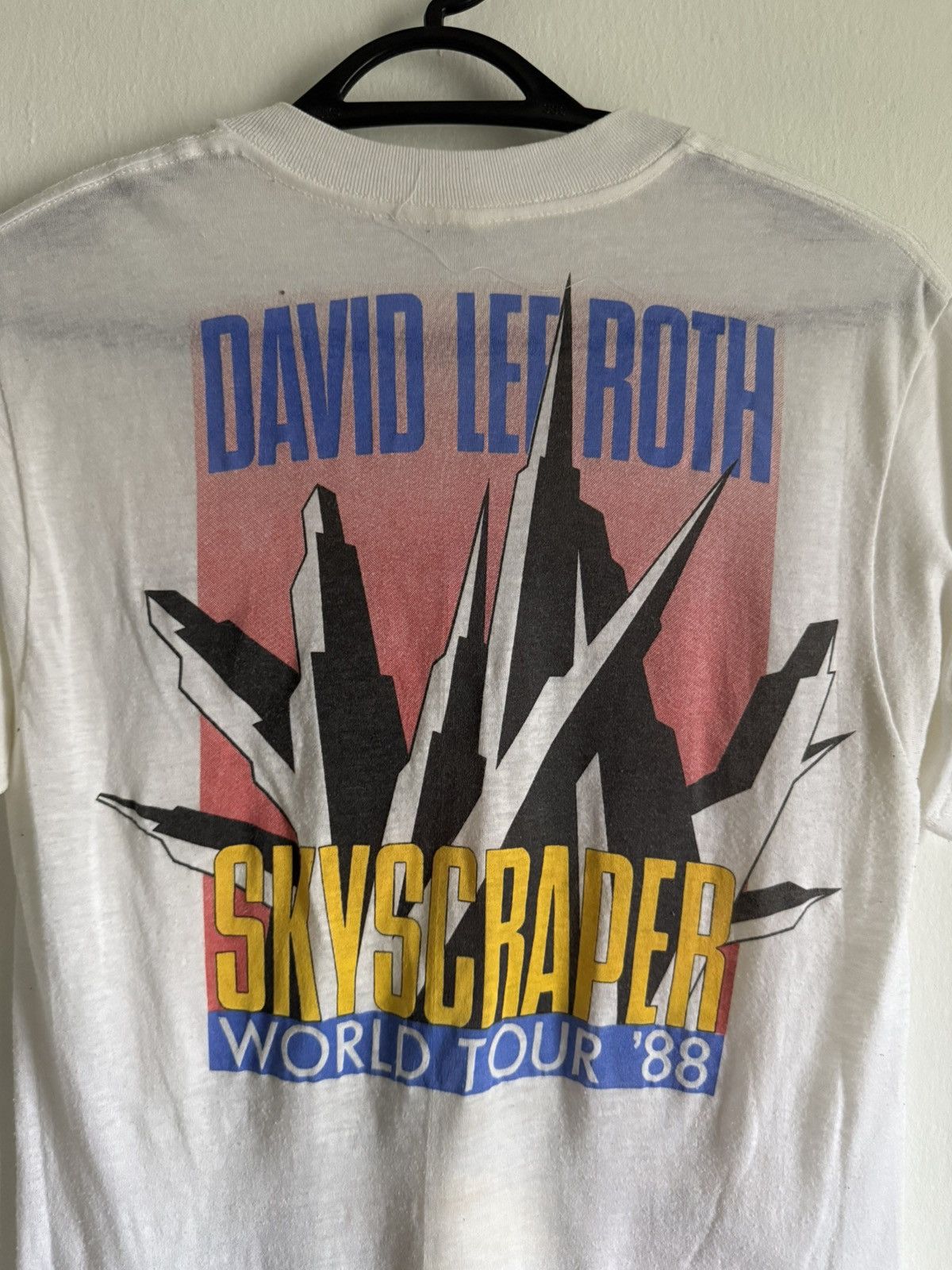 Vintage Vintage 1988 David Lee Roth "Skyscraper" tour t-shirt Size US M / EU 48-50 / 2 - 7 Thumbnail