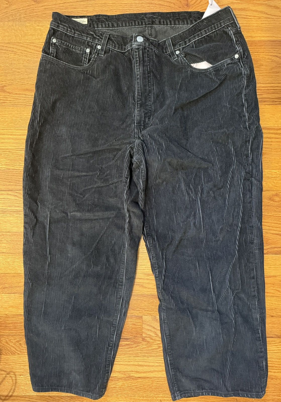 Levi's Levi’s baggy black corduroy pants Size US 40 / EU 56 - 1 Thumbnail