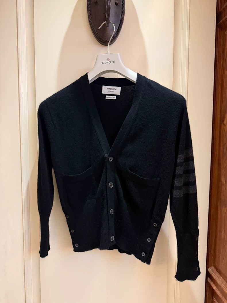 Thom Browne Thom Browne Full black cashmere sweater Size US M / EU 48-50 / 2 - 1 Thumbnail