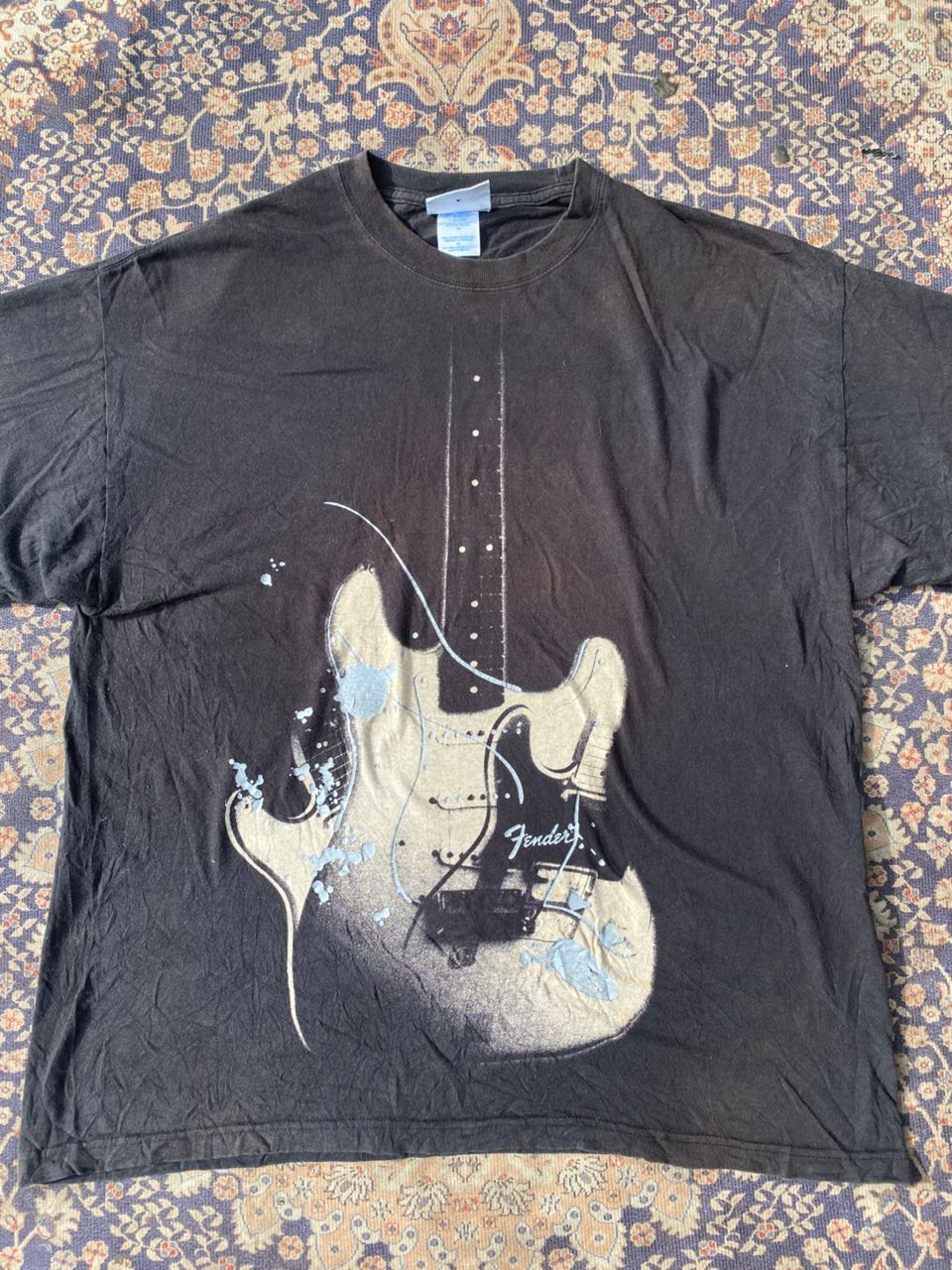 Japanese Brand Vtg Fender Stratocaster T Shirt Black Guitar Y2K Strat Size US L / EU 52-54 / 3 - 3 Thumbnail