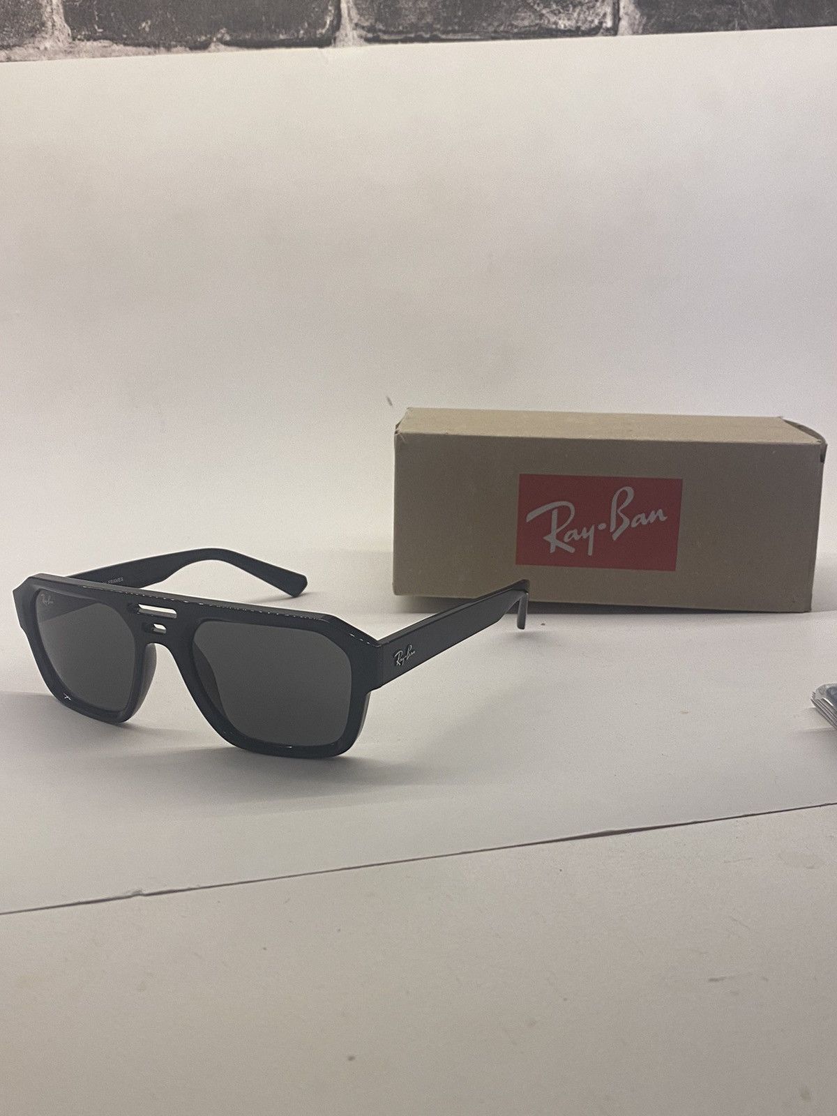 image of Rayban Caravan Black Finish Frame Sunglasses (), Men's