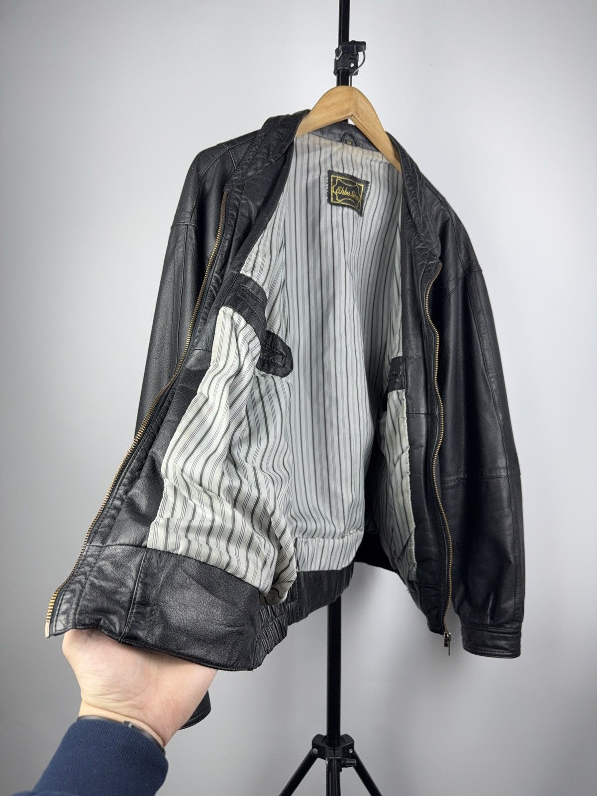 Vintage Vintage Leather Jacket Genuine Leahter bomber Moto Oldmoney Size US L / EU 52-54 / 3 - 9 Thumbnail