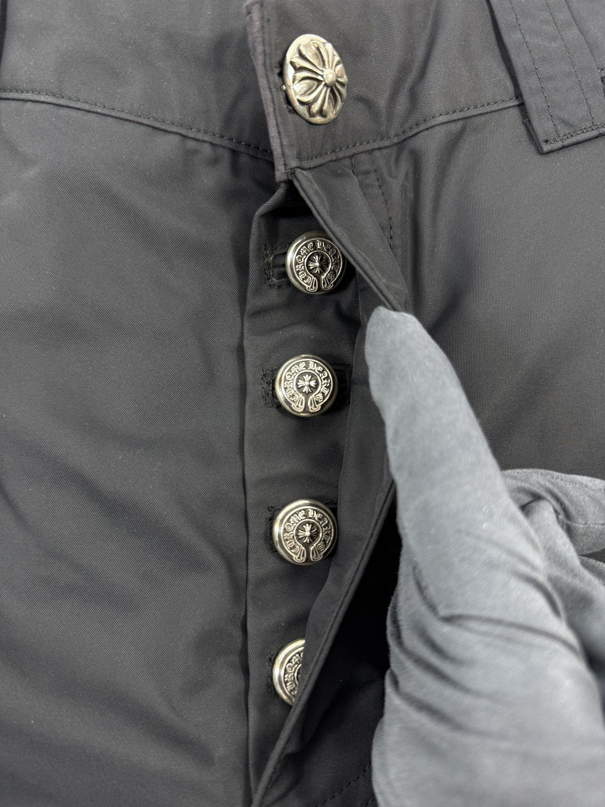 Chrome Hearts LEATHER PANEL SINGLE LEATHER CROSS NYLON SHORTS Size US 34 / EU 50 - 10 Thumbnail