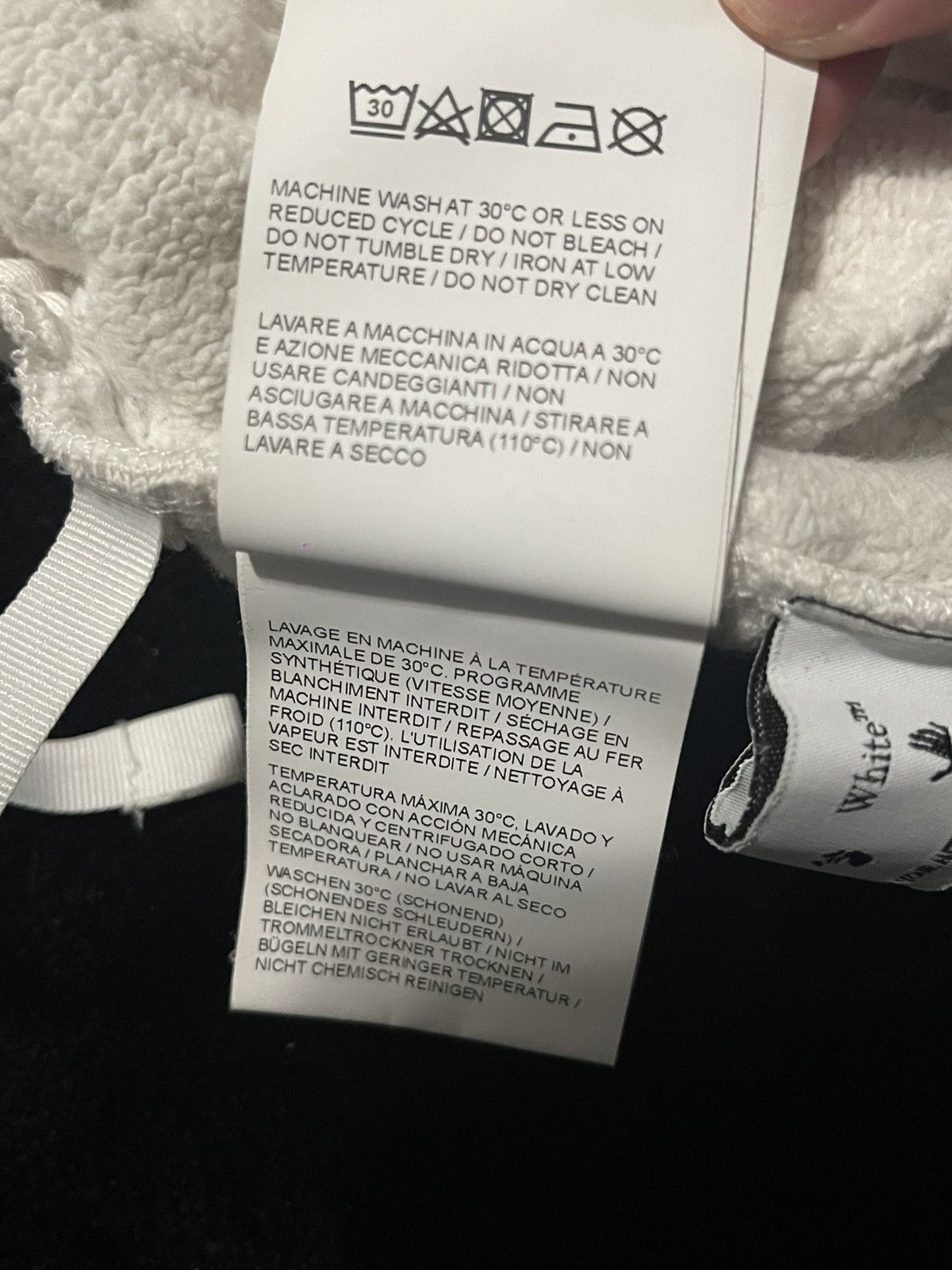 Off-White Off White Blurred Watercolor Shorts Size US 30 / EU 46 - 7 Thumbnail