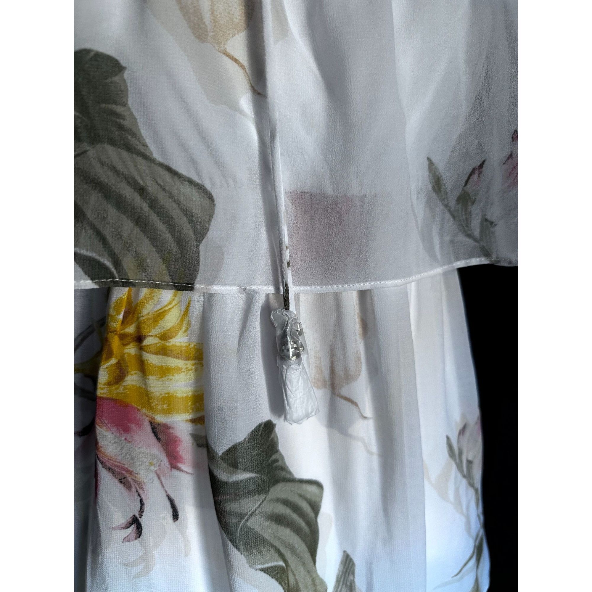 White House Black Market NWT White House Black Market Strapless Floral Tiered Maxi Dr Size S / US 4 / IT 40 - 6 Thumbnail