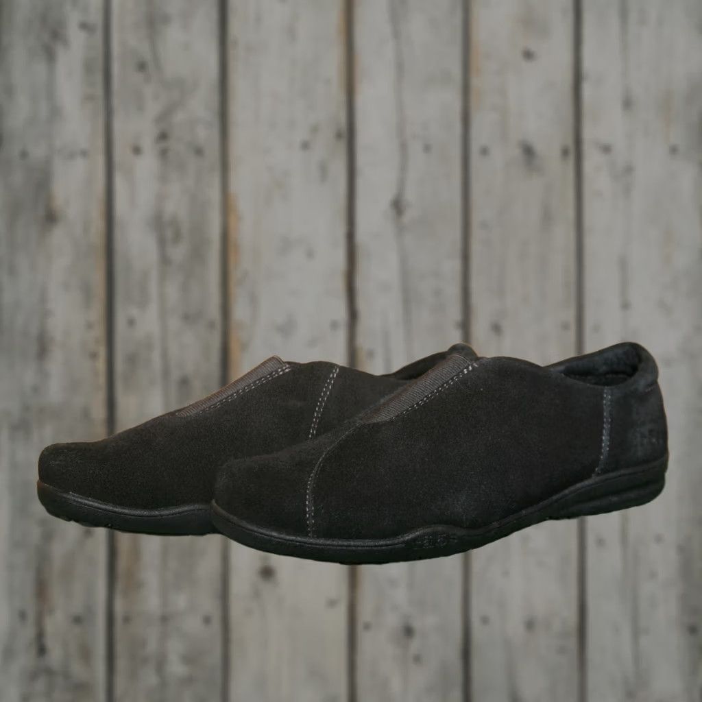 Taos TAOS Center Peace Black Suede Leather Slip-On Loafers Sz. 7M Womens Casual Flat Size US 8 / IT 38 - 1 Thumbnail