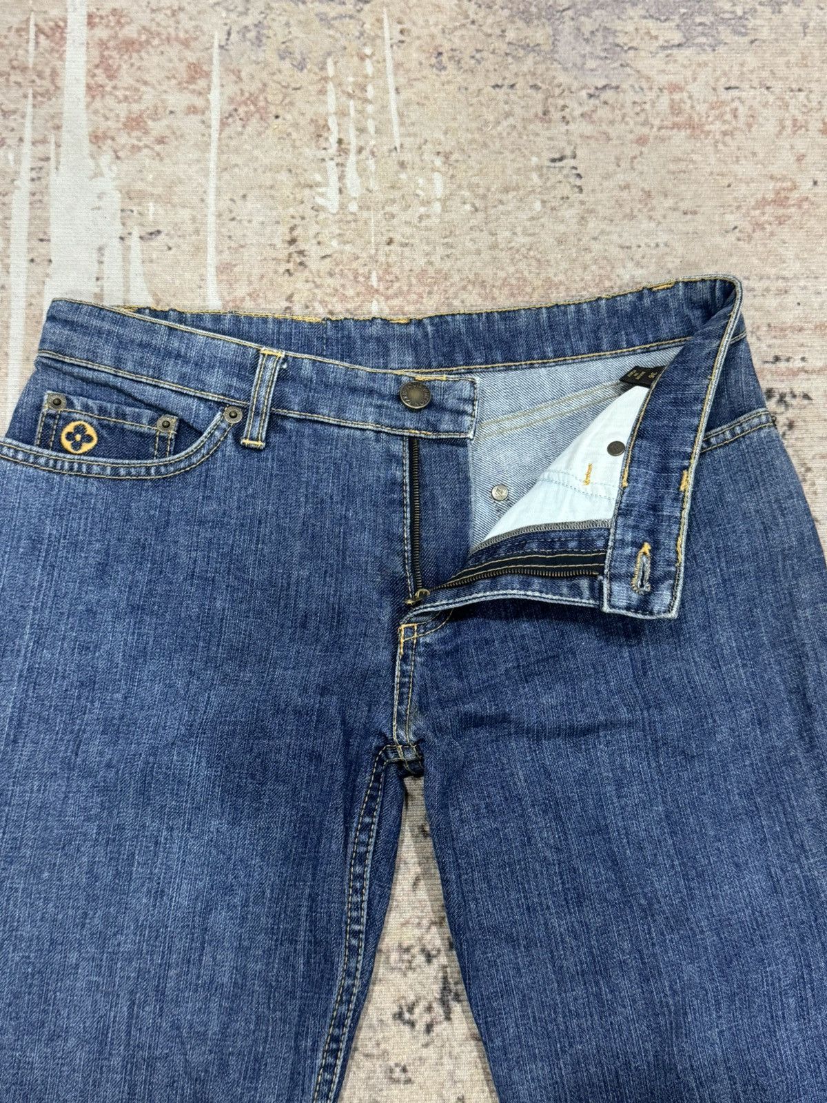 Louis Vuitton vintage LV jeans made in Italy Size US 29 - 14 Thumbnail