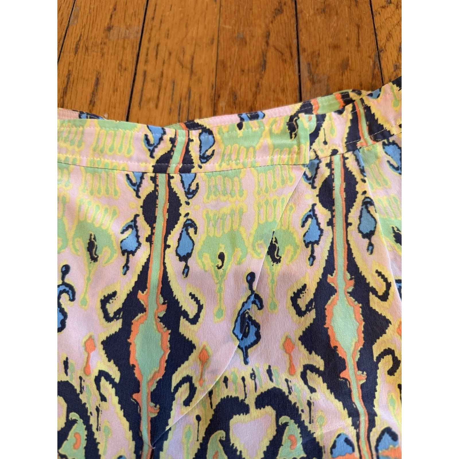 Tibi Tibi Shorts Womens 2 Multicolor Silk Wrap Pleated Geometric Size 26" / US 2 / IT 38 - 3 Thumbnail