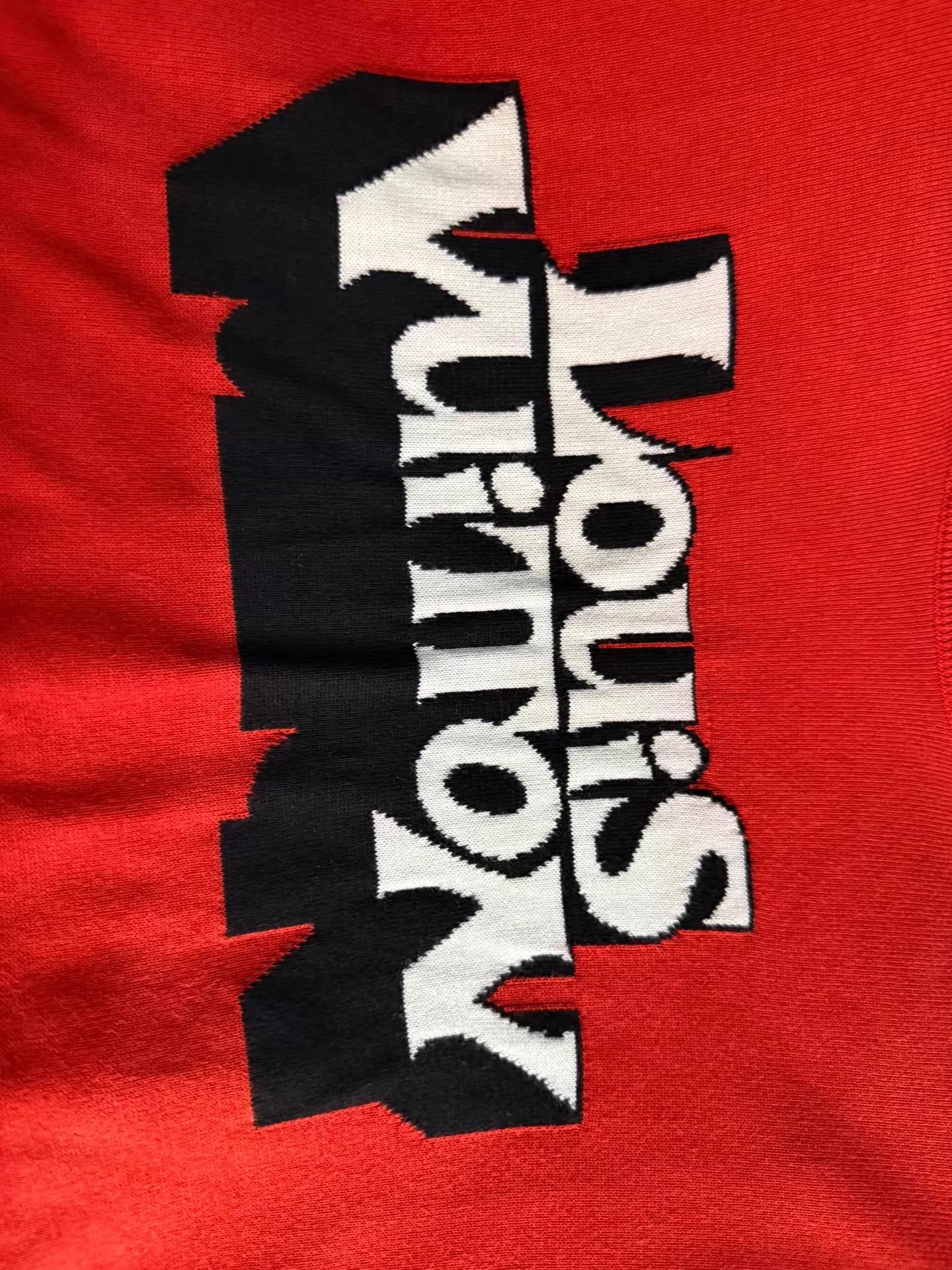 Louis Vuitton LV red knit TEE M (L) LV logo back swallow knit Size US M / EU 48-50 / 2 - 3 Thumbnail