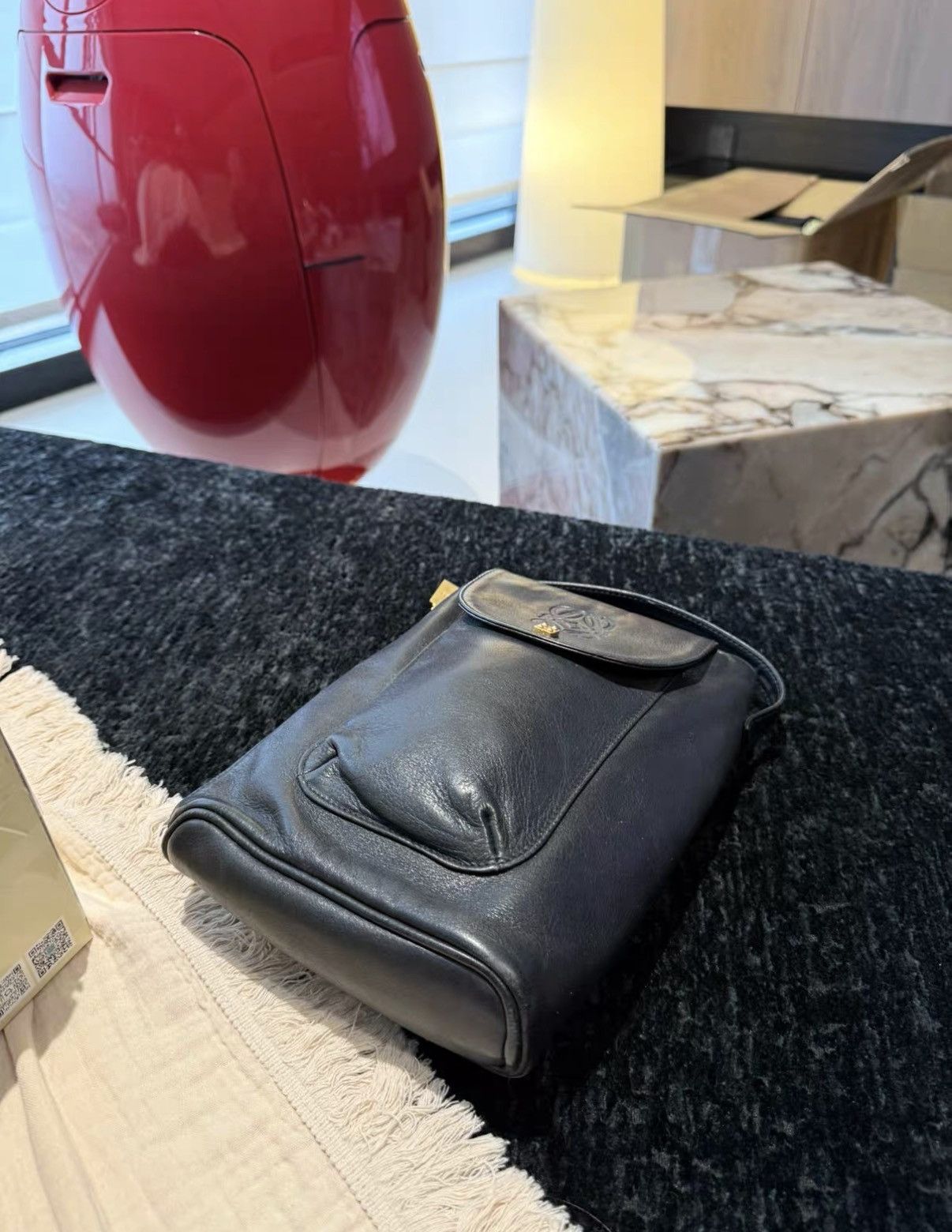 Loewe Loewe Vintage Black Lambskin Vertical Mini Handbag J36 Size ONE SIZE - 5 Thumbnail