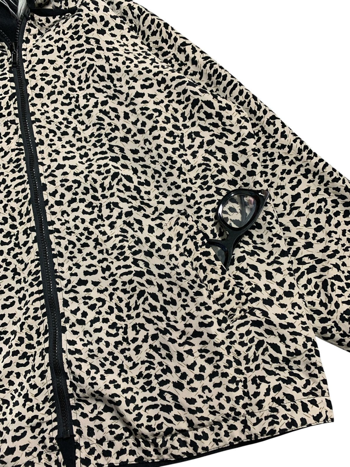 Le Grande Bleu (L.G.B.) LEOPARD REVERSIBLE FUR HOODIE ZIP JACKET IFSIX LGB STYLE Size US L / EU 52-54 / 3 - 7 Thumbnail