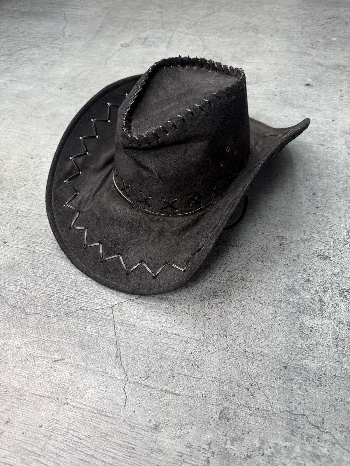 Western Rise Faux Leather Vintage Western Cowboy Hat Size ONE SIZE - 2 Thumbnail