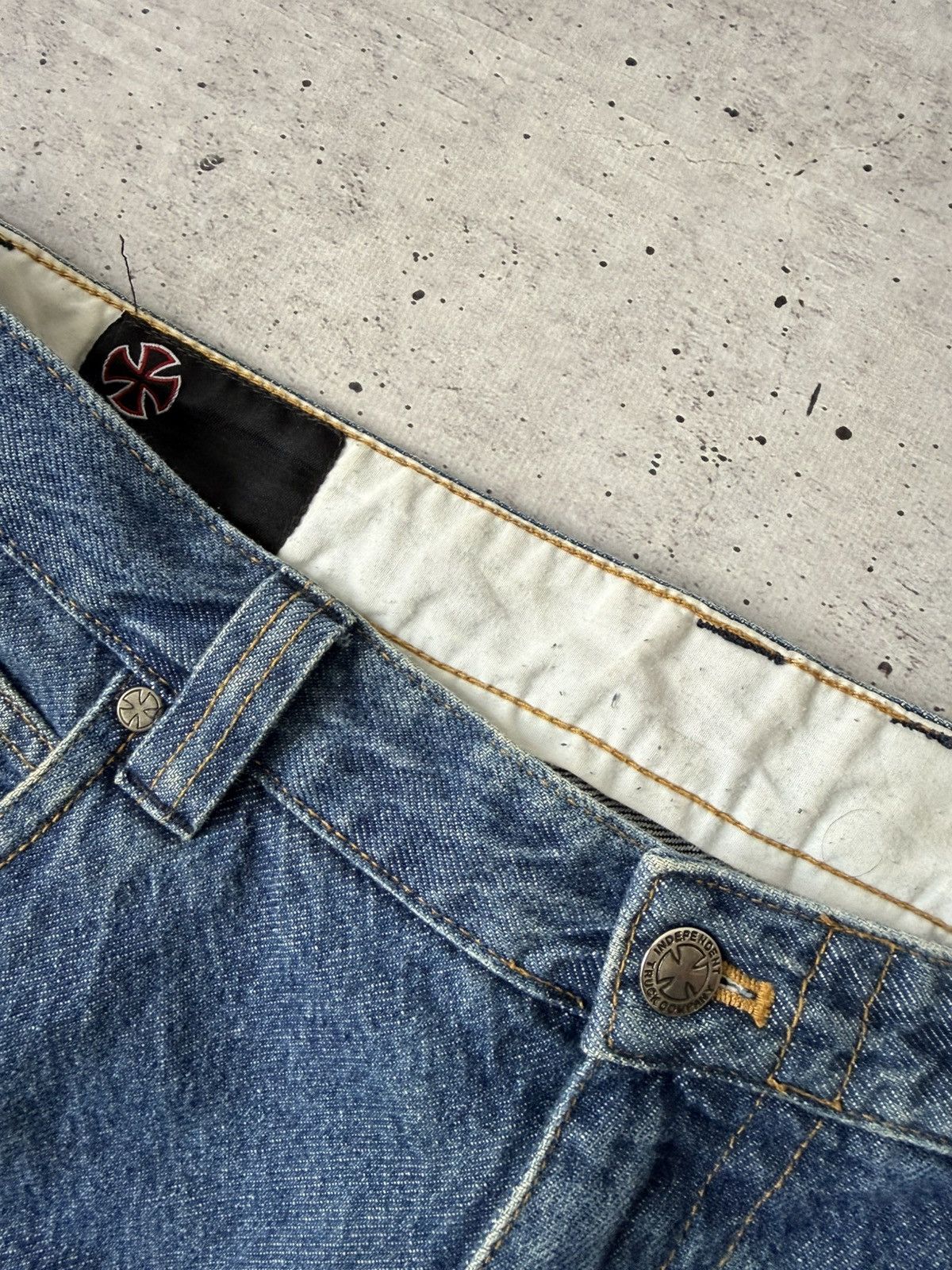 Independent Truck Co. Independent Truck Co Vintage Baggy Jeans Y2K Skate Pants Size US 34 / EU 50 - 14 Thumbnail