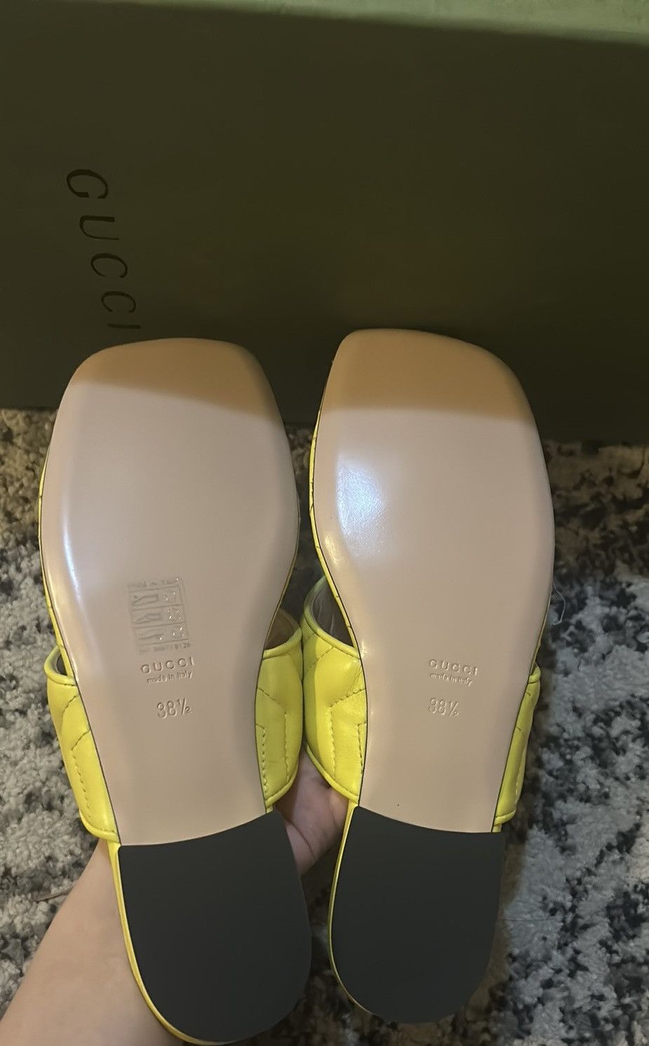 Gucci Gucci Double G Thong Sandal Flip Flop Acid Lime Size US 8.5 / IT 38.5 - 6 Thumbnail