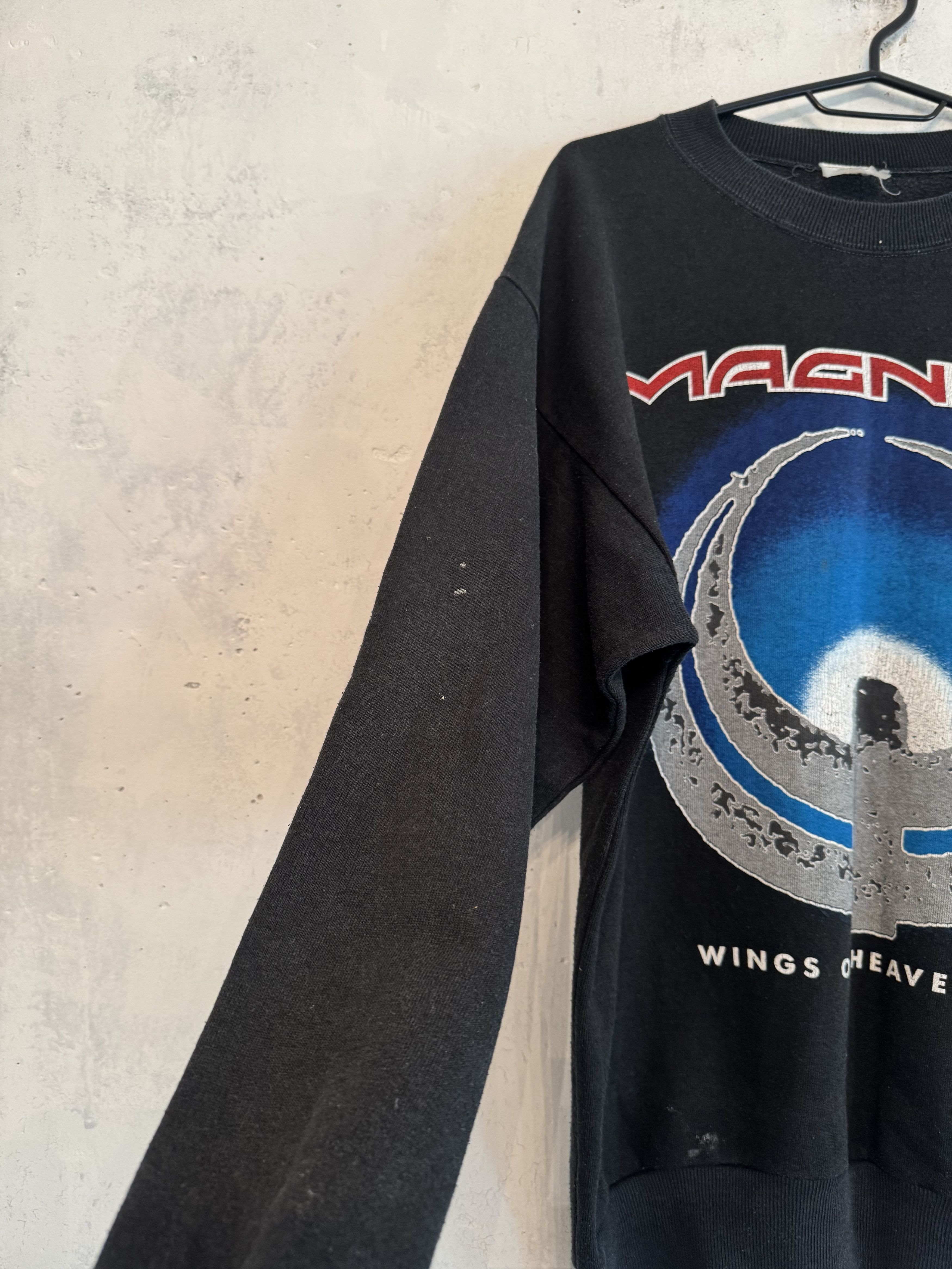 Band Tees Vintage 1988 Magnum Wings of Heaven Band Tour Sweatshirt Size US L / EU 52-54 / 3 - 3 Thumbnail