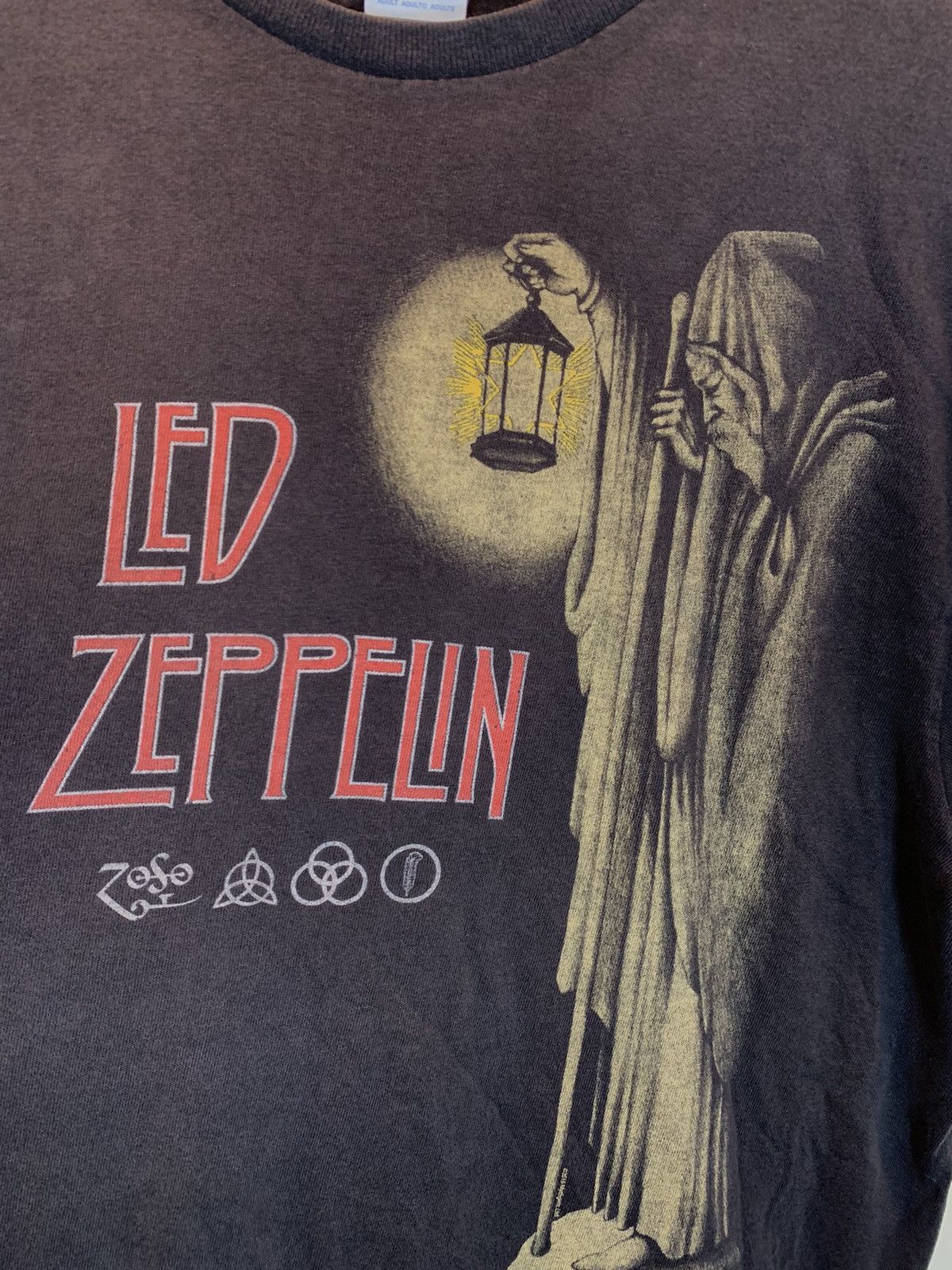 Band Tees × Led Zeppelin *RARE* Led Zeppelin Zoso Wizard Art Big Print Band T-Shirt L Size US L / EU 52-54 / 3 - 2 Thumbnail
