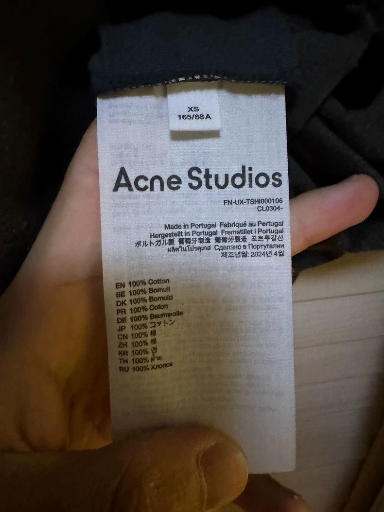 Acne Studios Acne Studios Long-sleeved T-shirt with distressed decals Size XS / US 0-2 / IT 36-38 - 4 Thumbnail