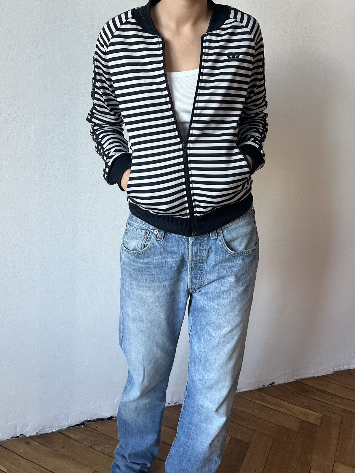 Adidas Adidas Stripe Track Jacket Black White Vertical Trefoil 2014 Size S / US 4 / IT 40 - 15 Thumbnail