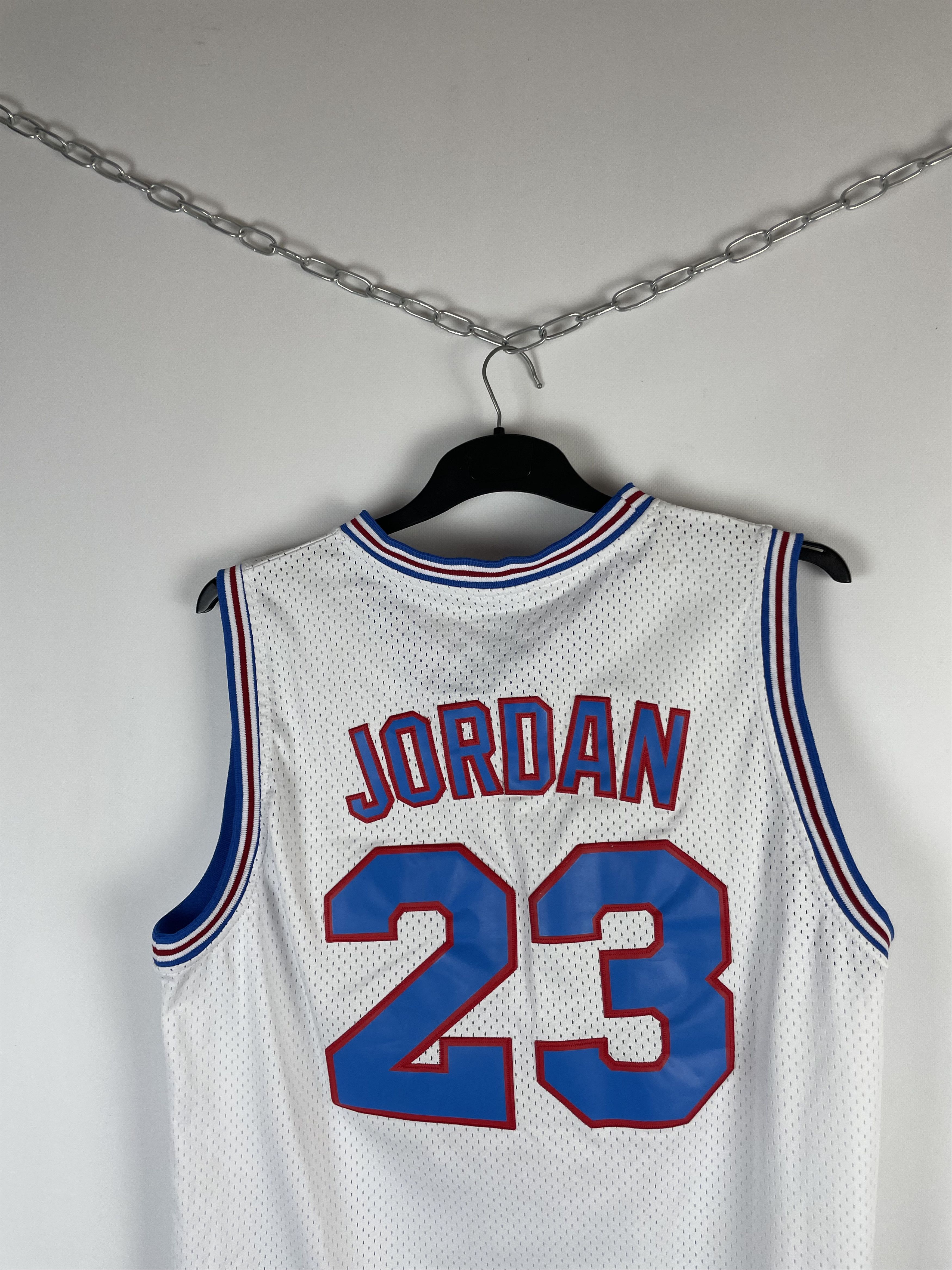 Champion Mens Y2K Champion Looney Tunes Jerseys Size US XL / EU 56 / 4 - 9 Thumbnail